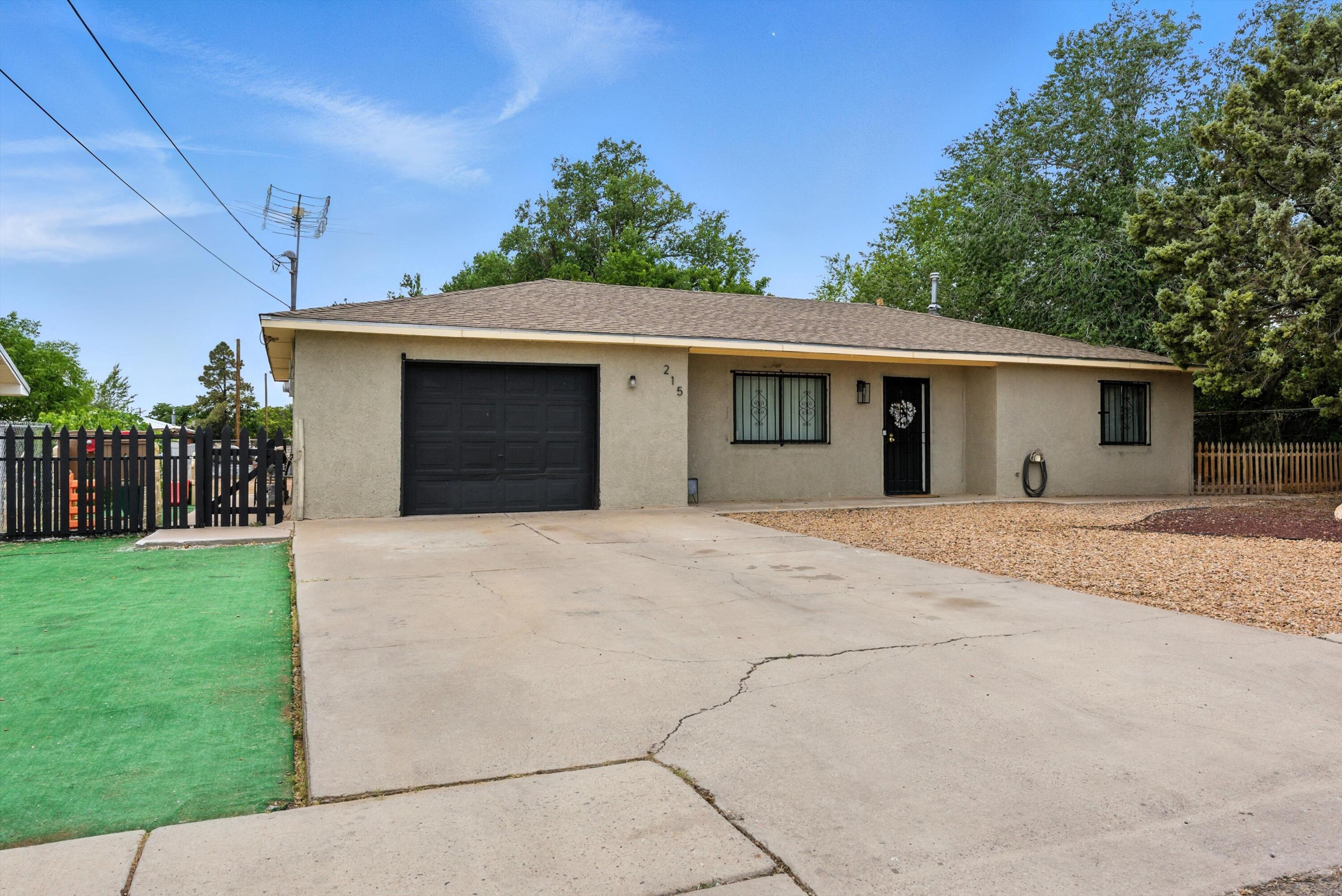215 SAN LORENZO Drive