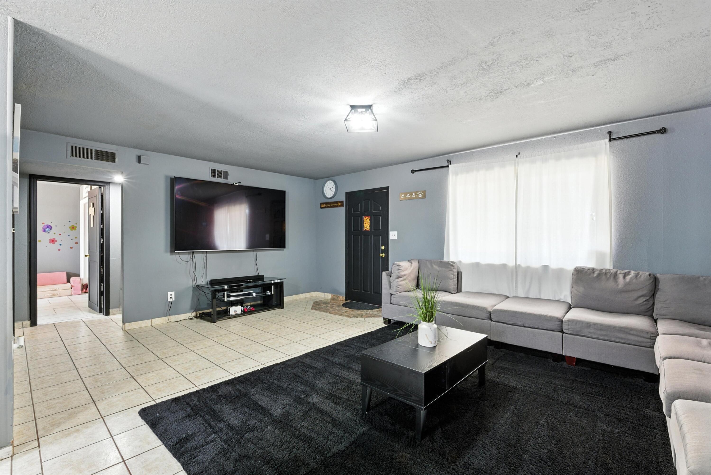 215 SAN LORENZO Drive