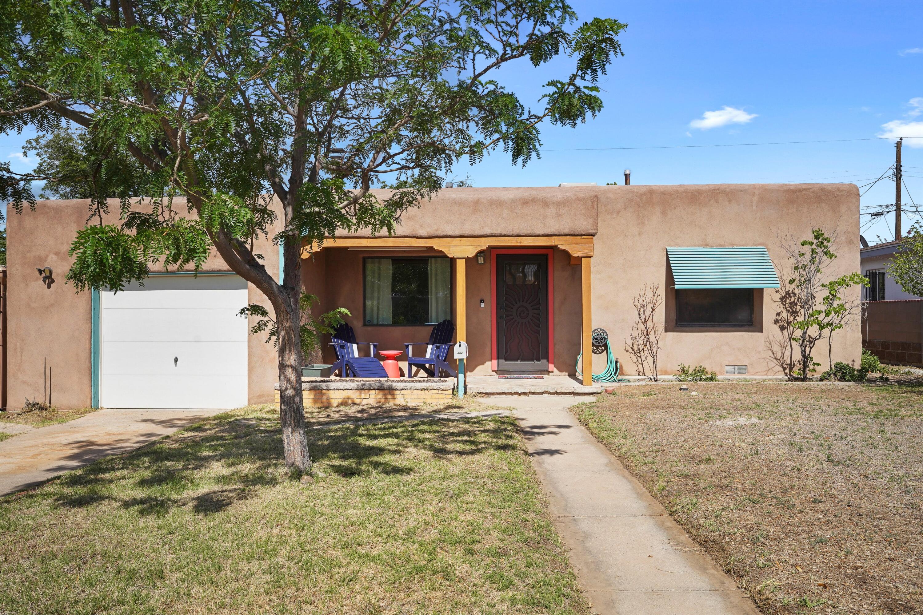404 LAGUAYRA Drive NE