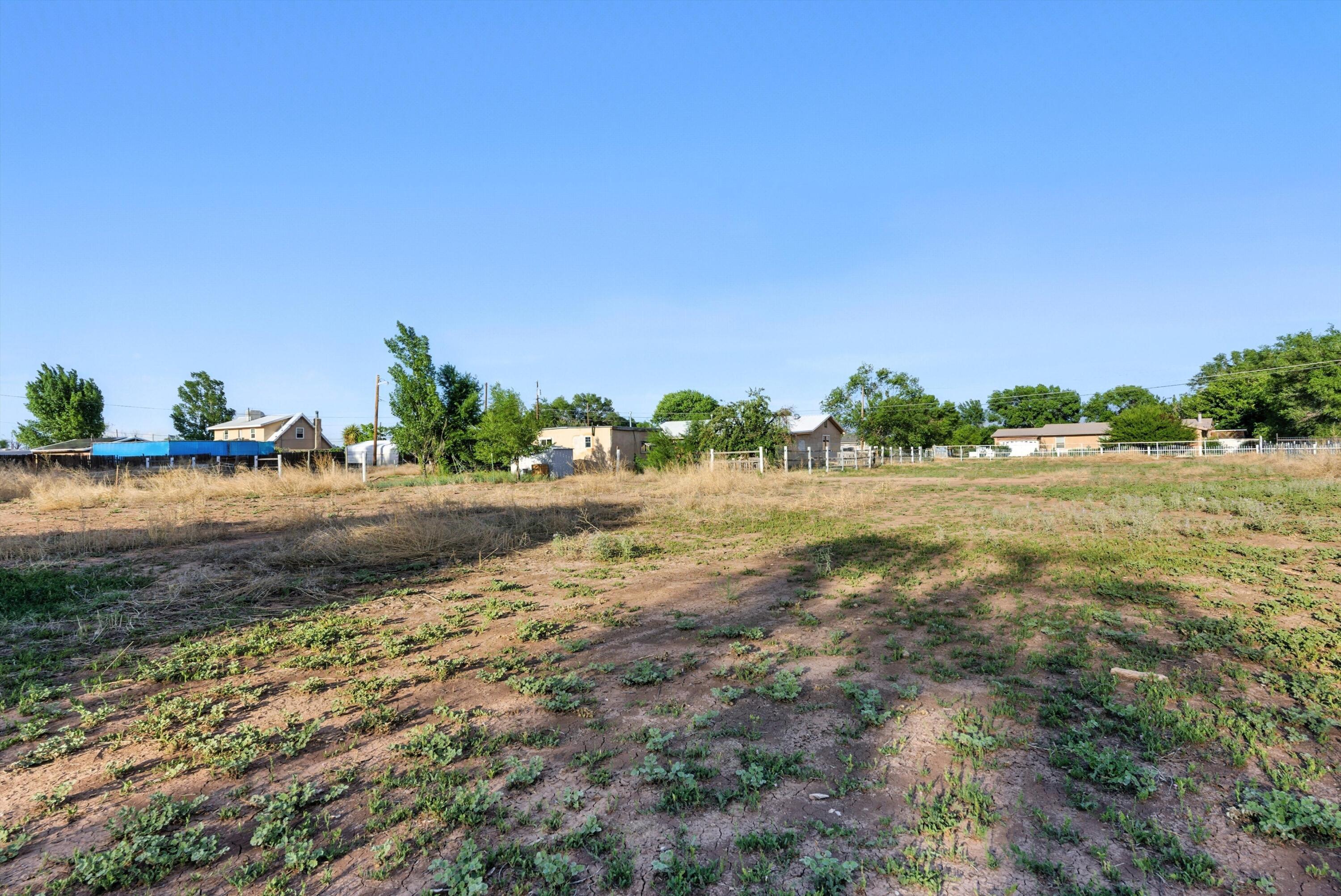 1237 GABALDON Road