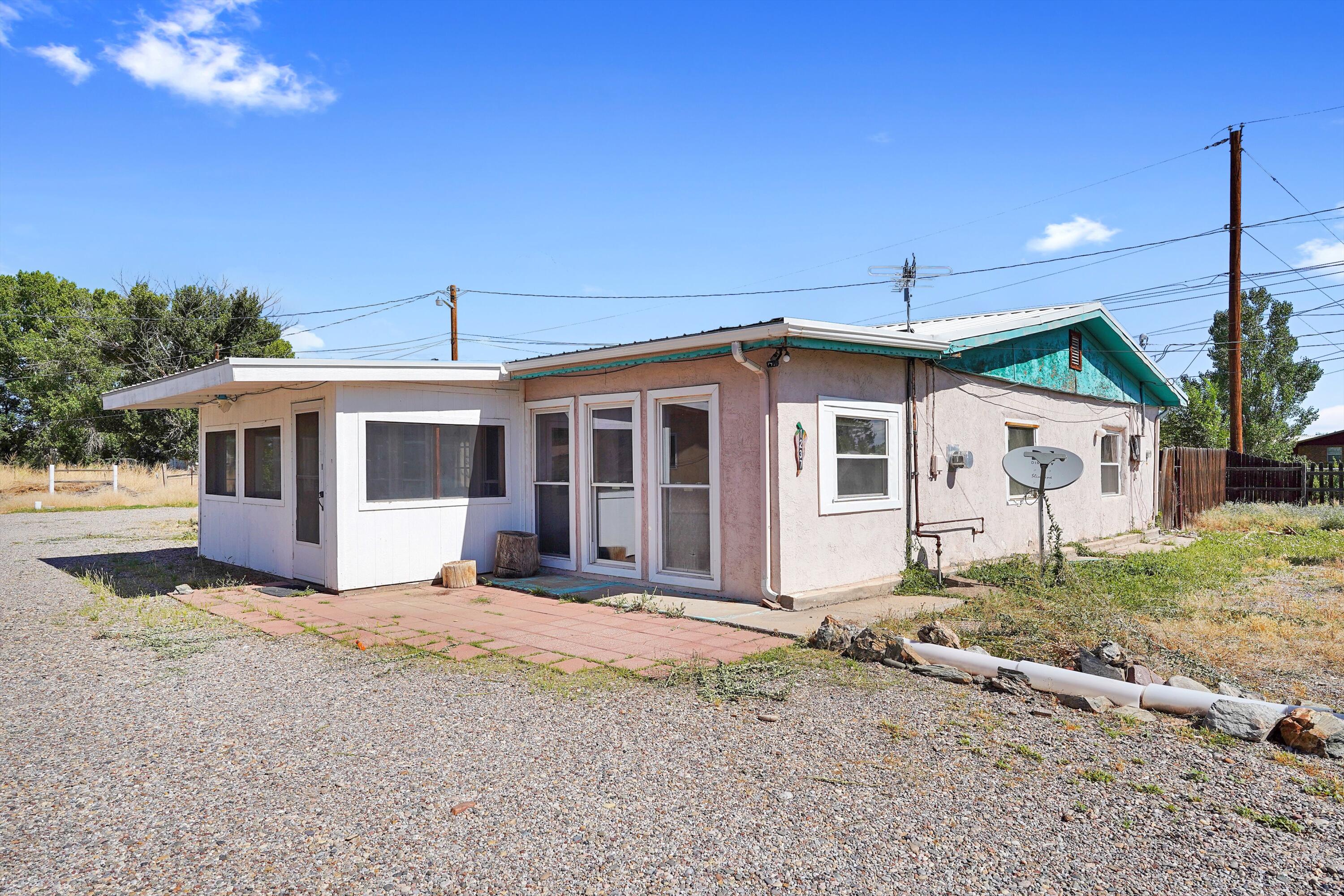 1237 GABALDON Road