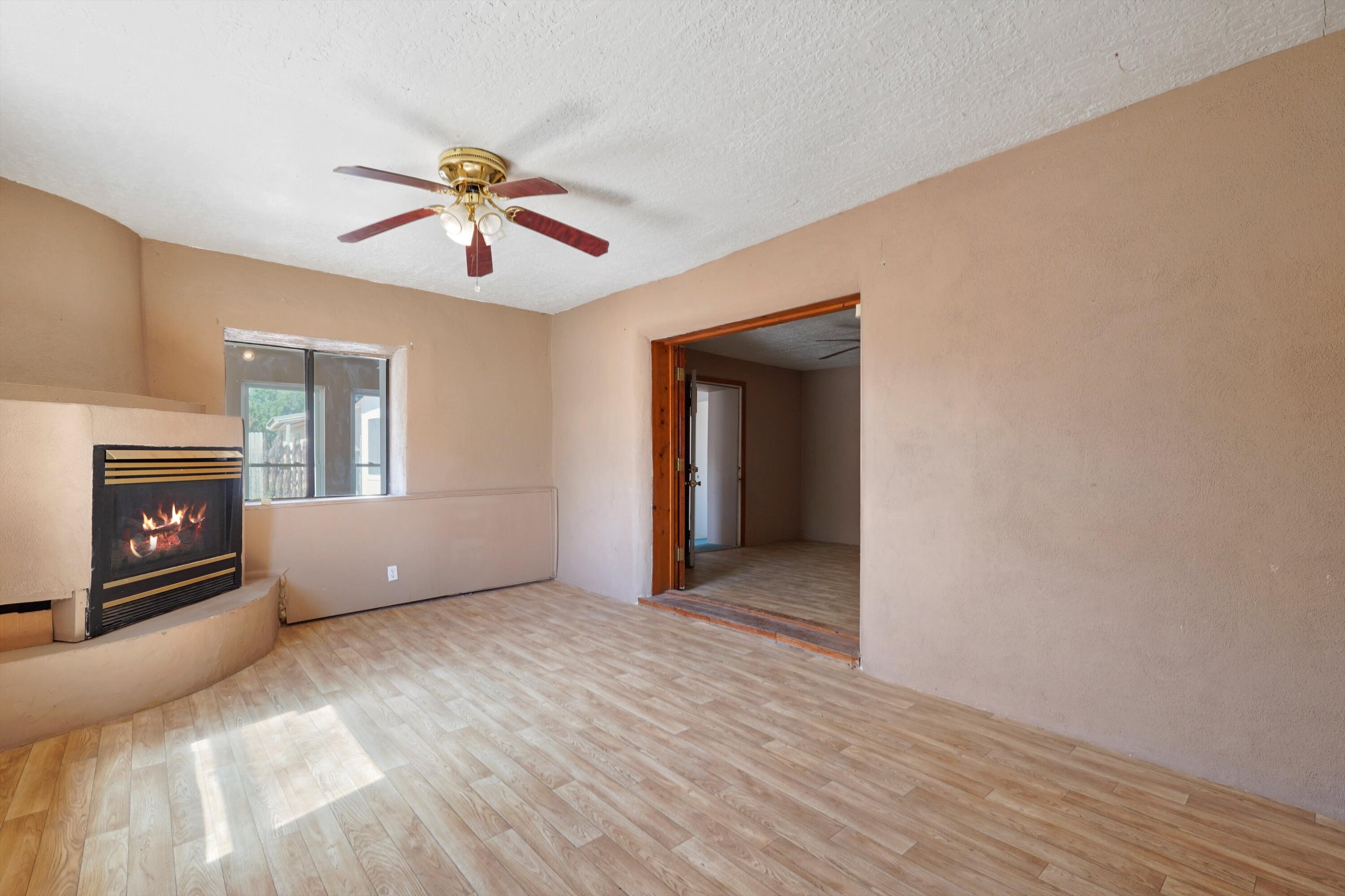 1237 GABALDON Road