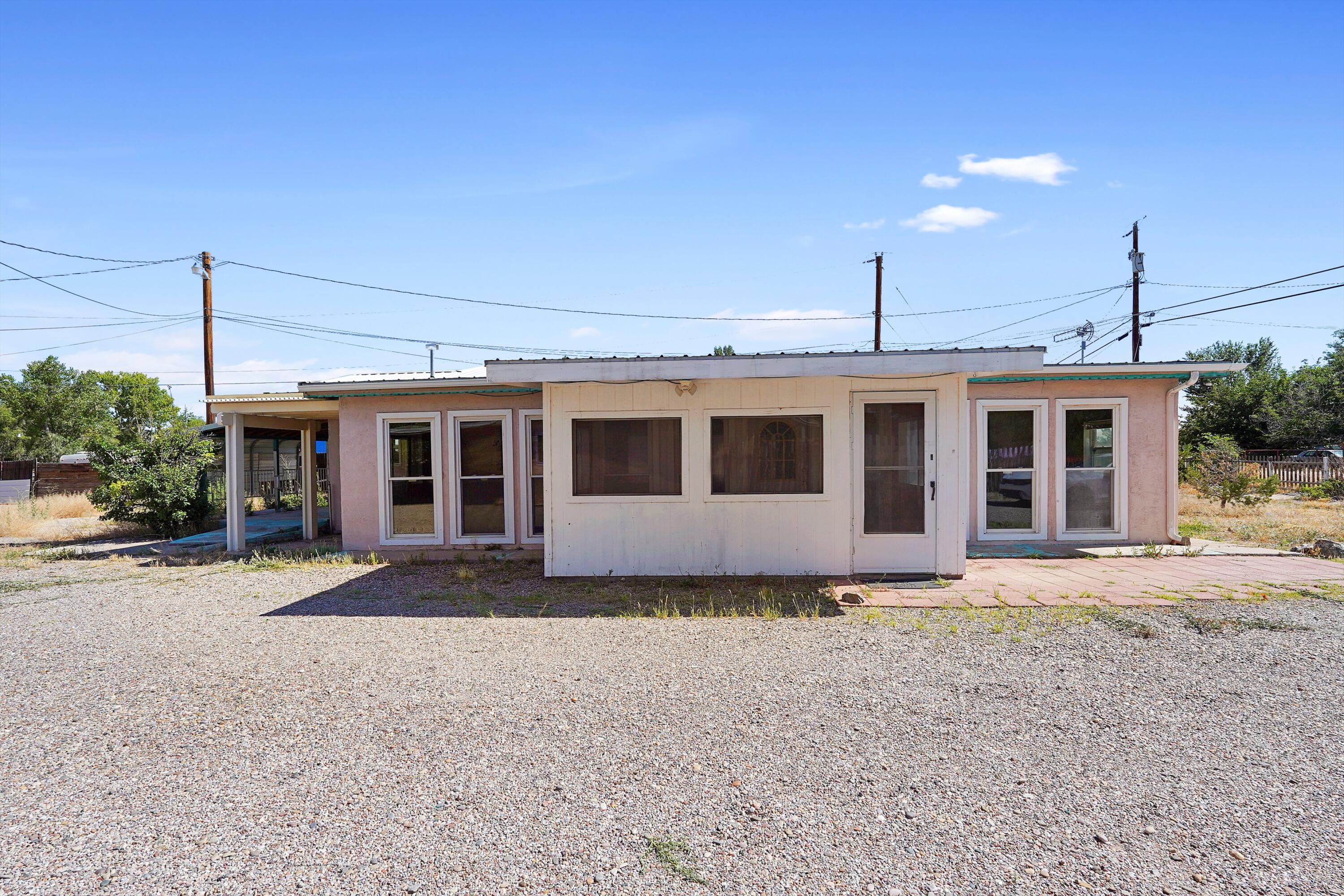 1237 GABALDON Road