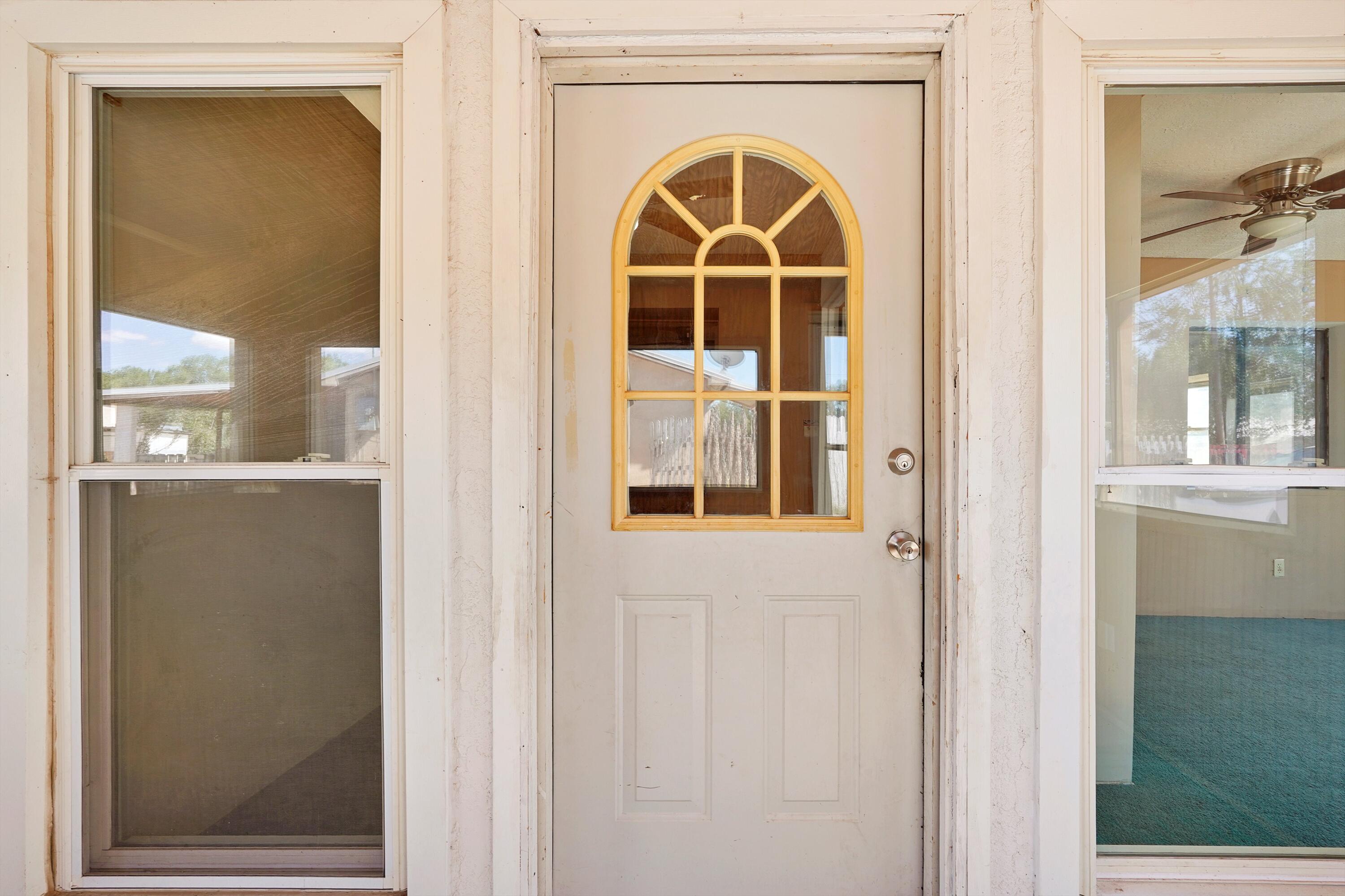 1237 GABALDON Road