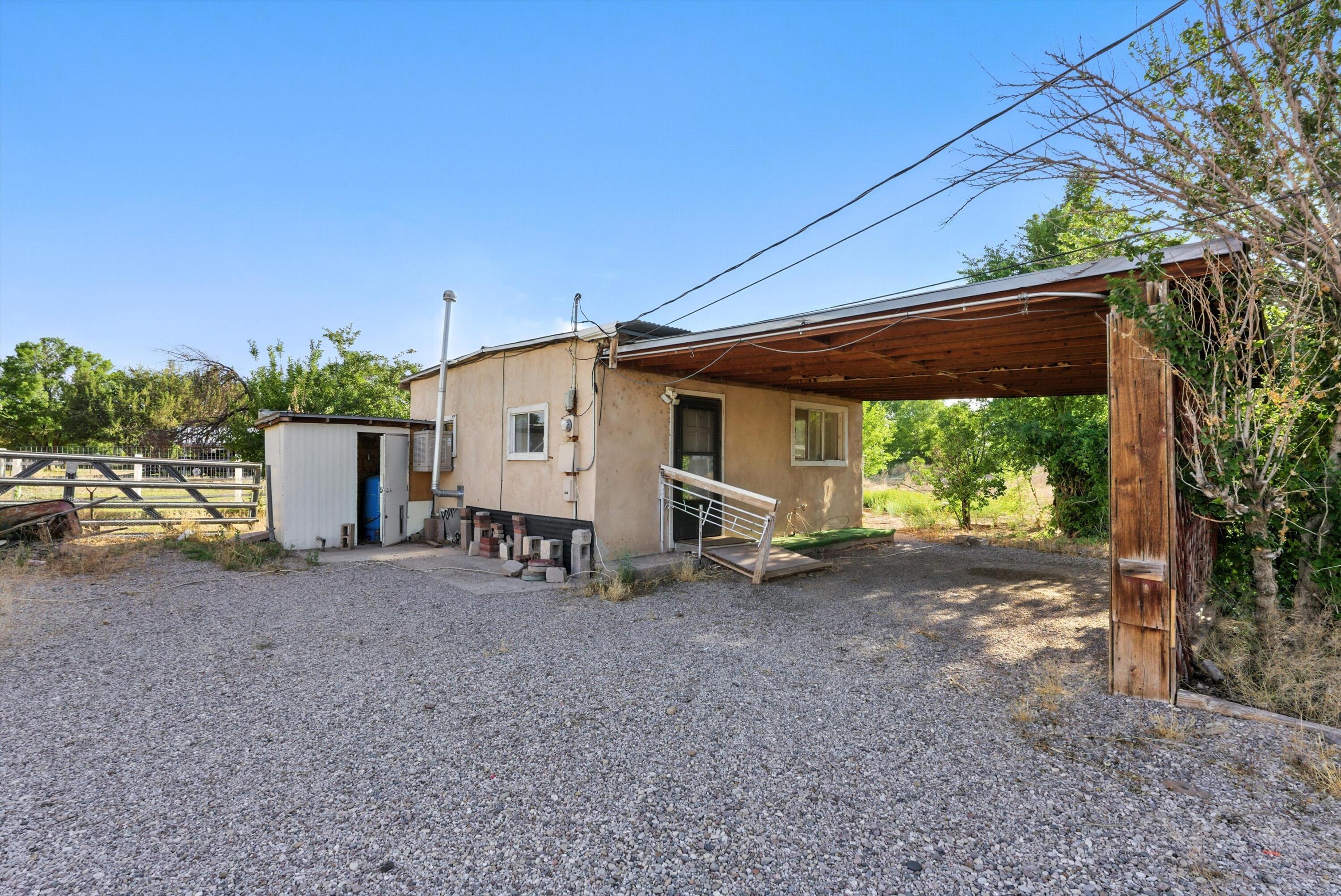 1237 GABALDON Road