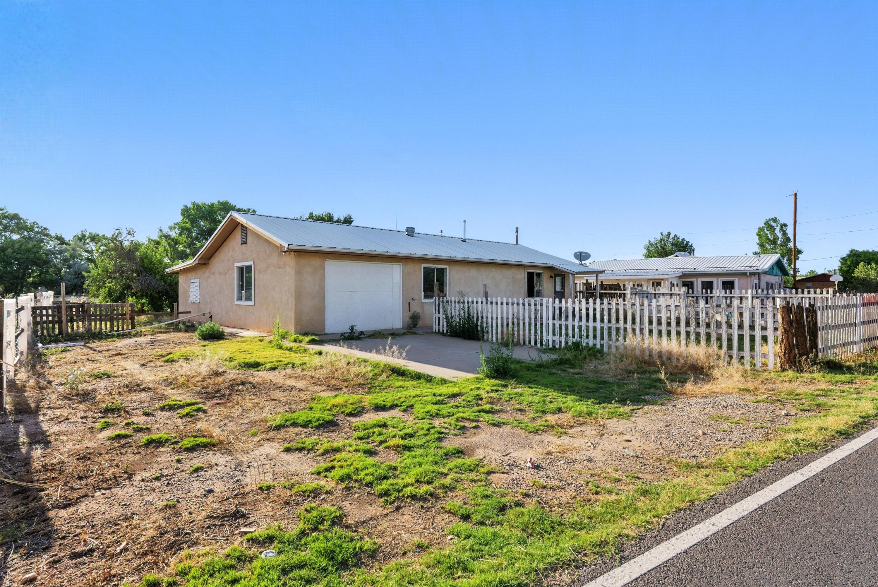 1237 GABALDON Road