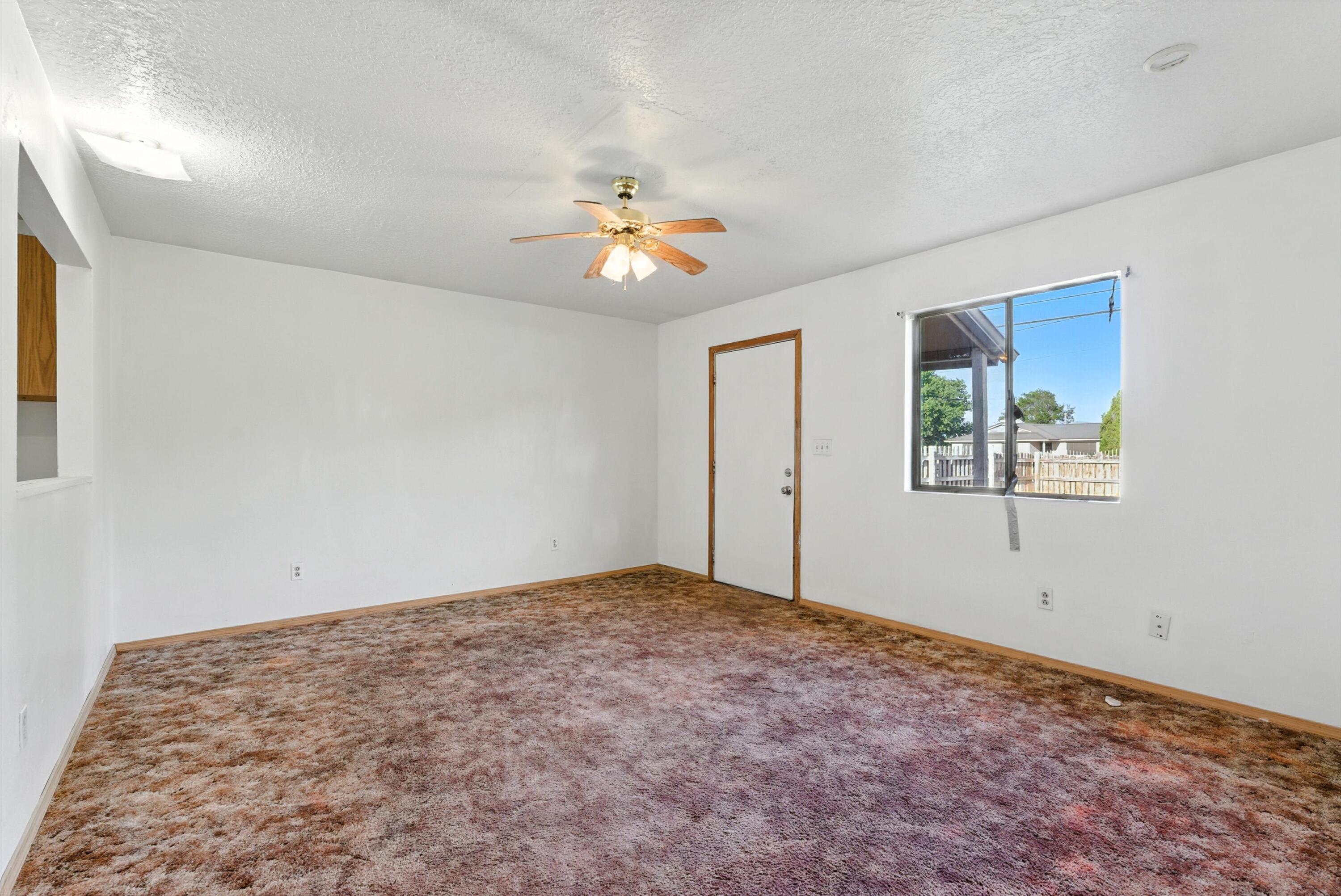 1237 GABALDON Road