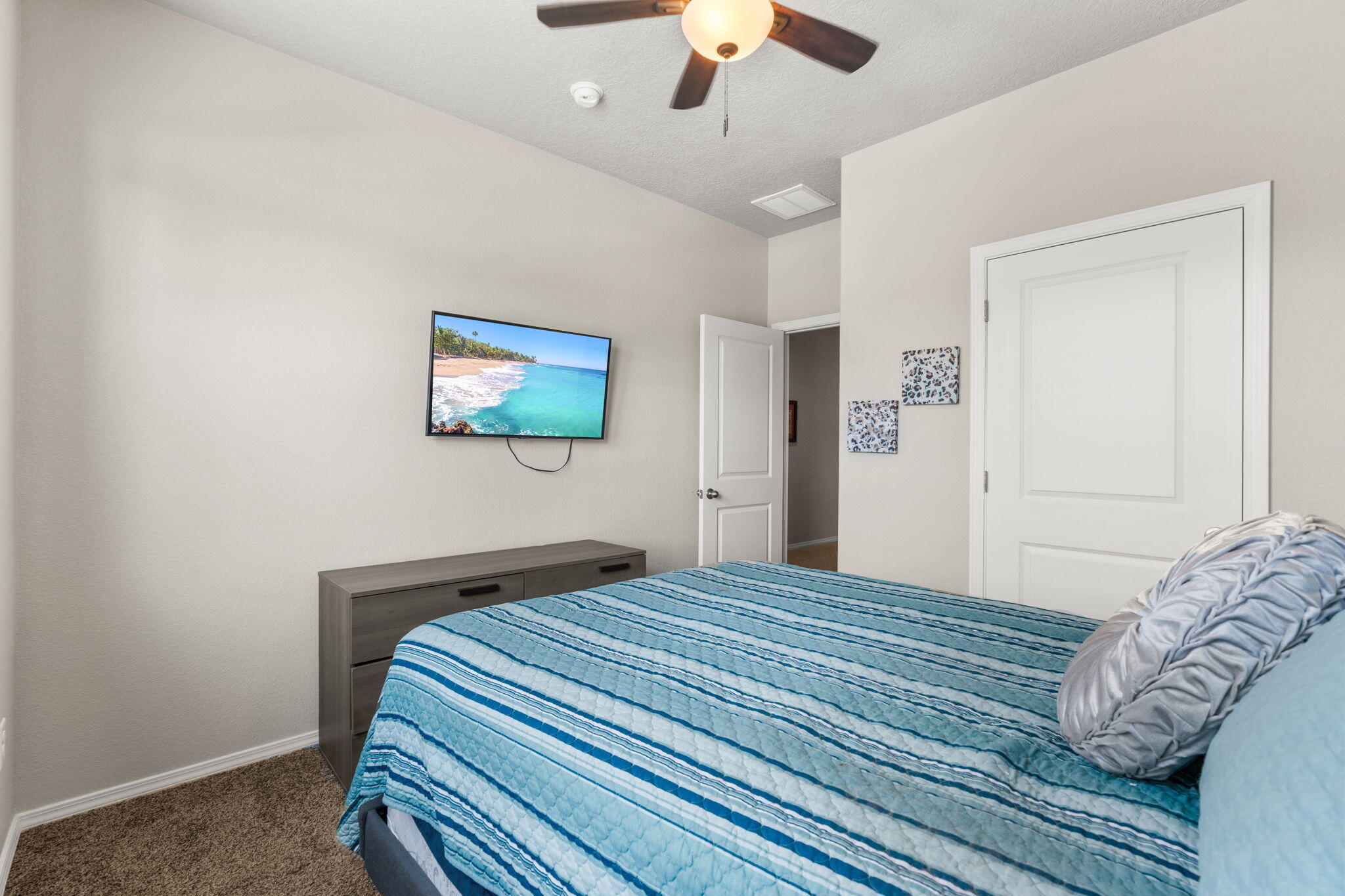 4337 SKYLINE Loop NE