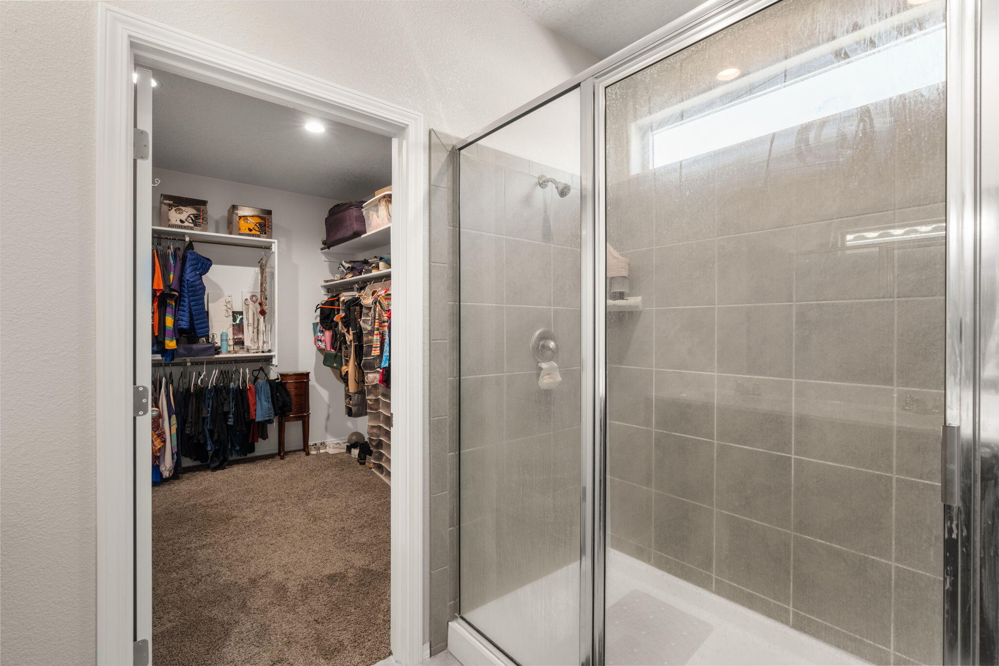 4337 SKYLINE Loop NE