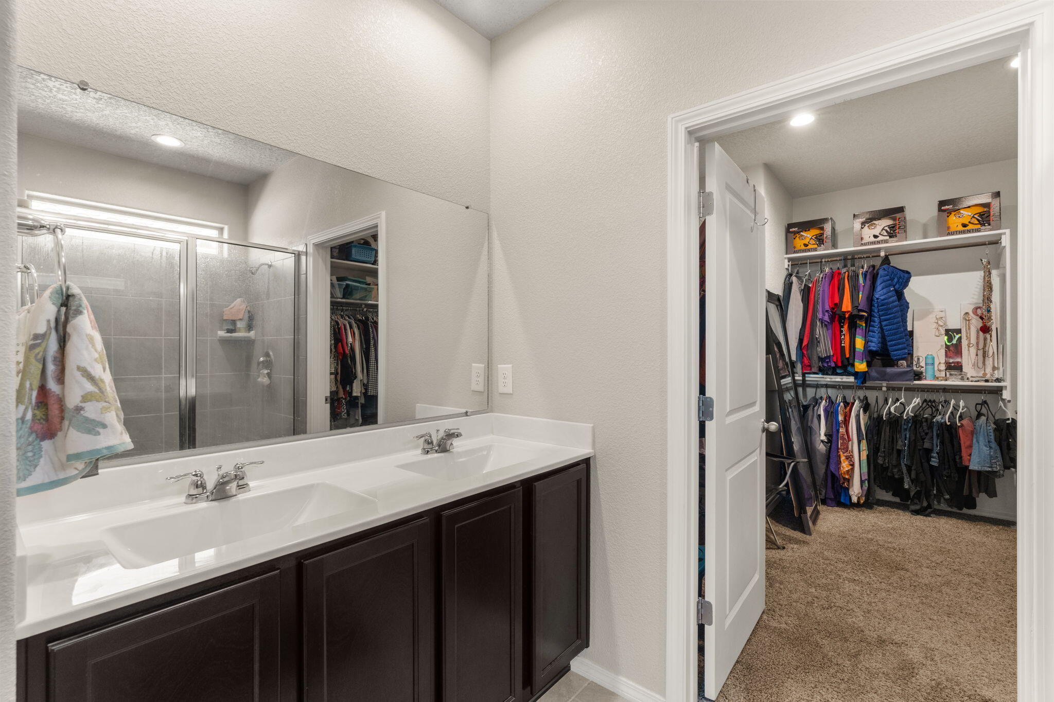 4337 SKYLINE Loop NE