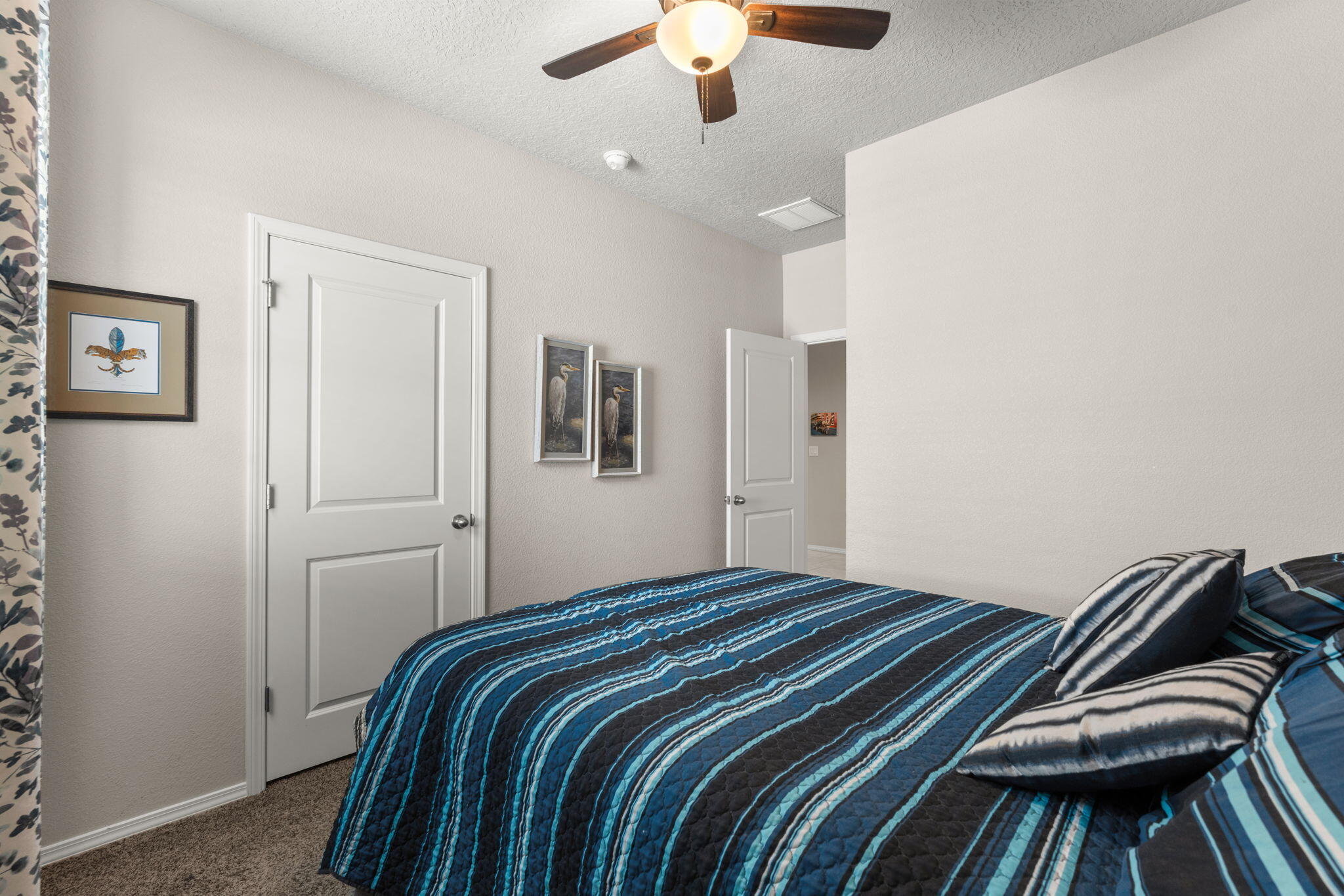 4337 SKYLINE Loop NE