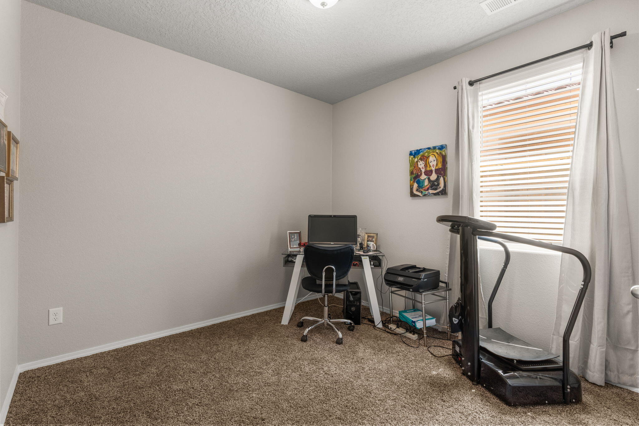 4337 SKYLINE Loop NE