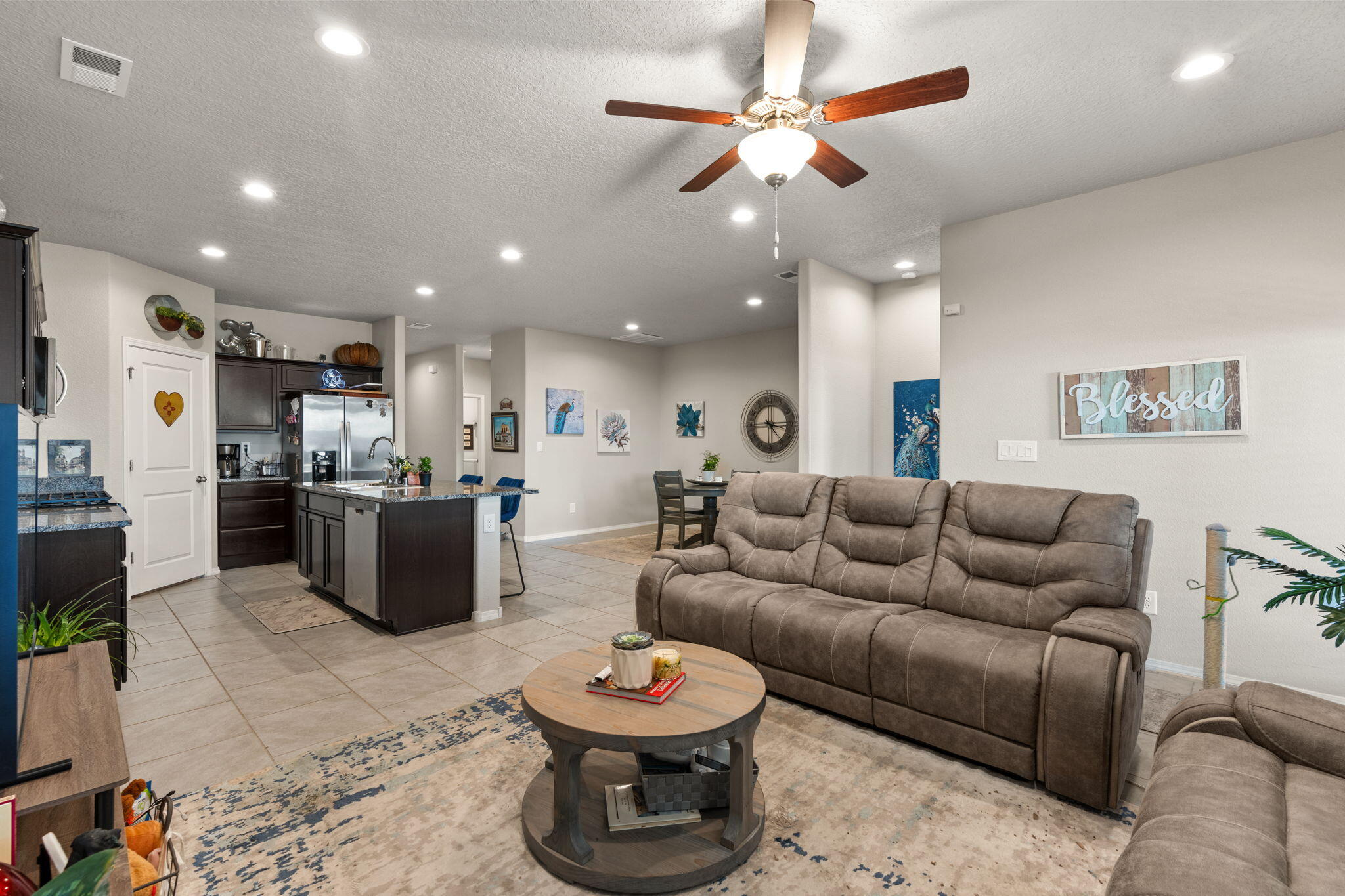 4337 SKYLINE Loop NE