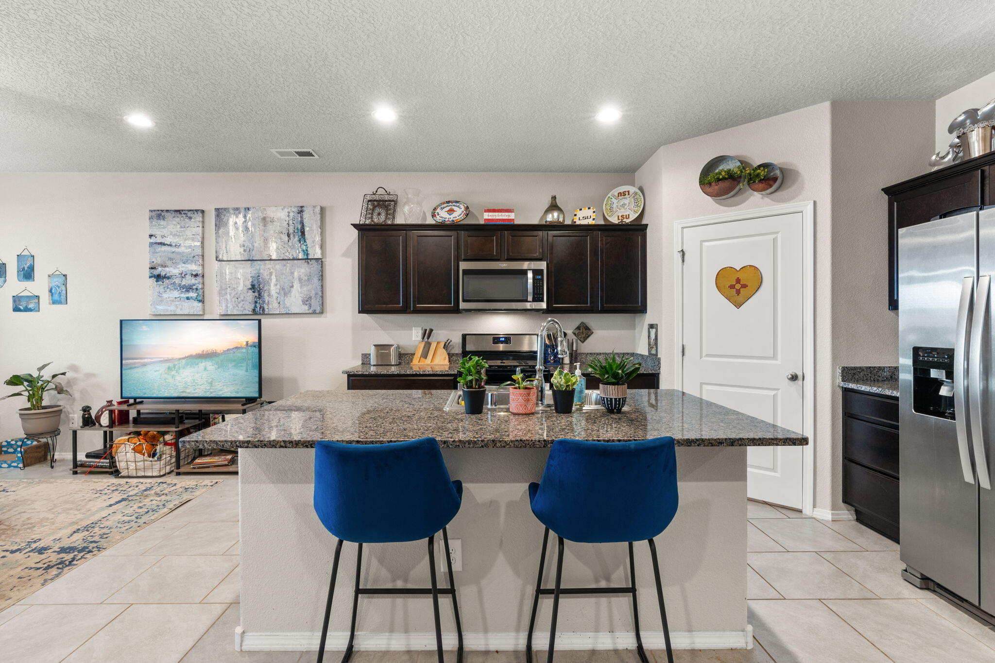 4337 SKYLINE Loop NE