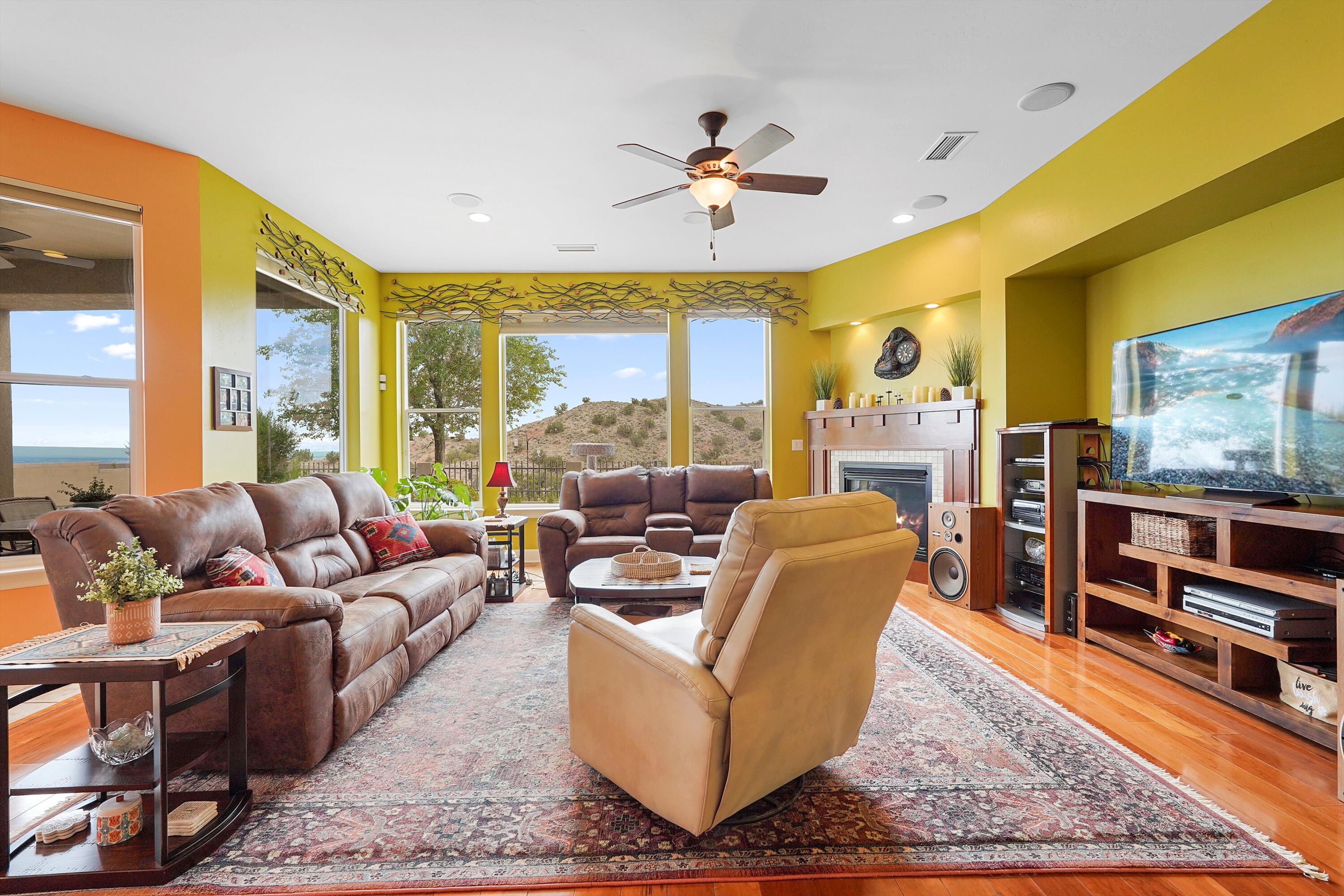 2308 Desert View Road NE
