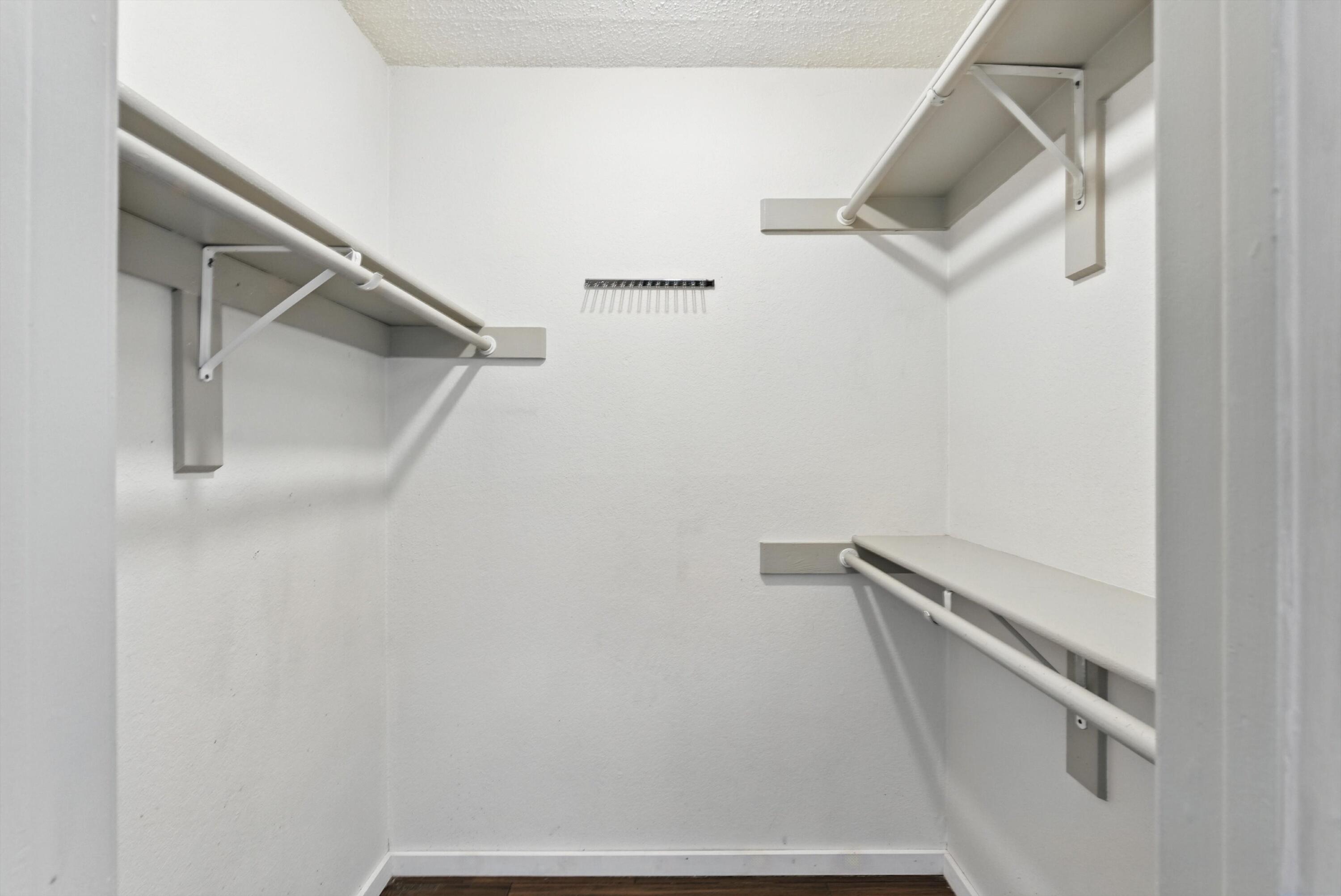 2501 Zia Rd Bldg 8 204