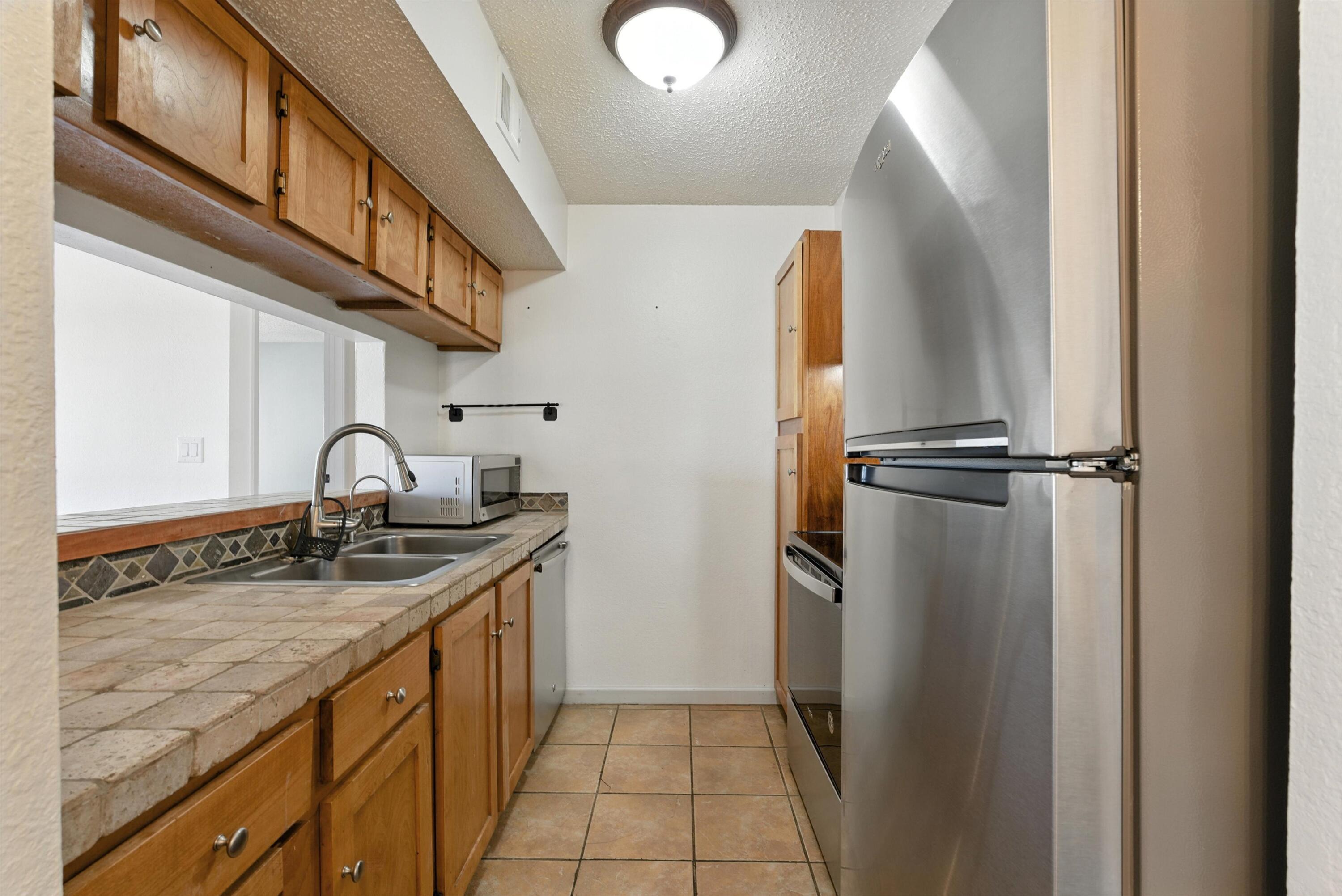 2501 Zia Rd Bldg 8 204