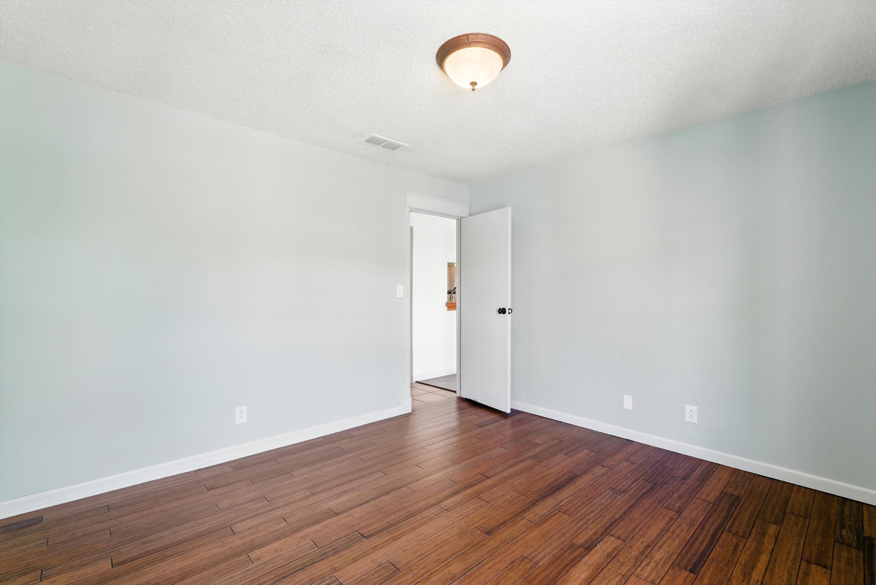 2501 Zia Rd Bldg 8 204