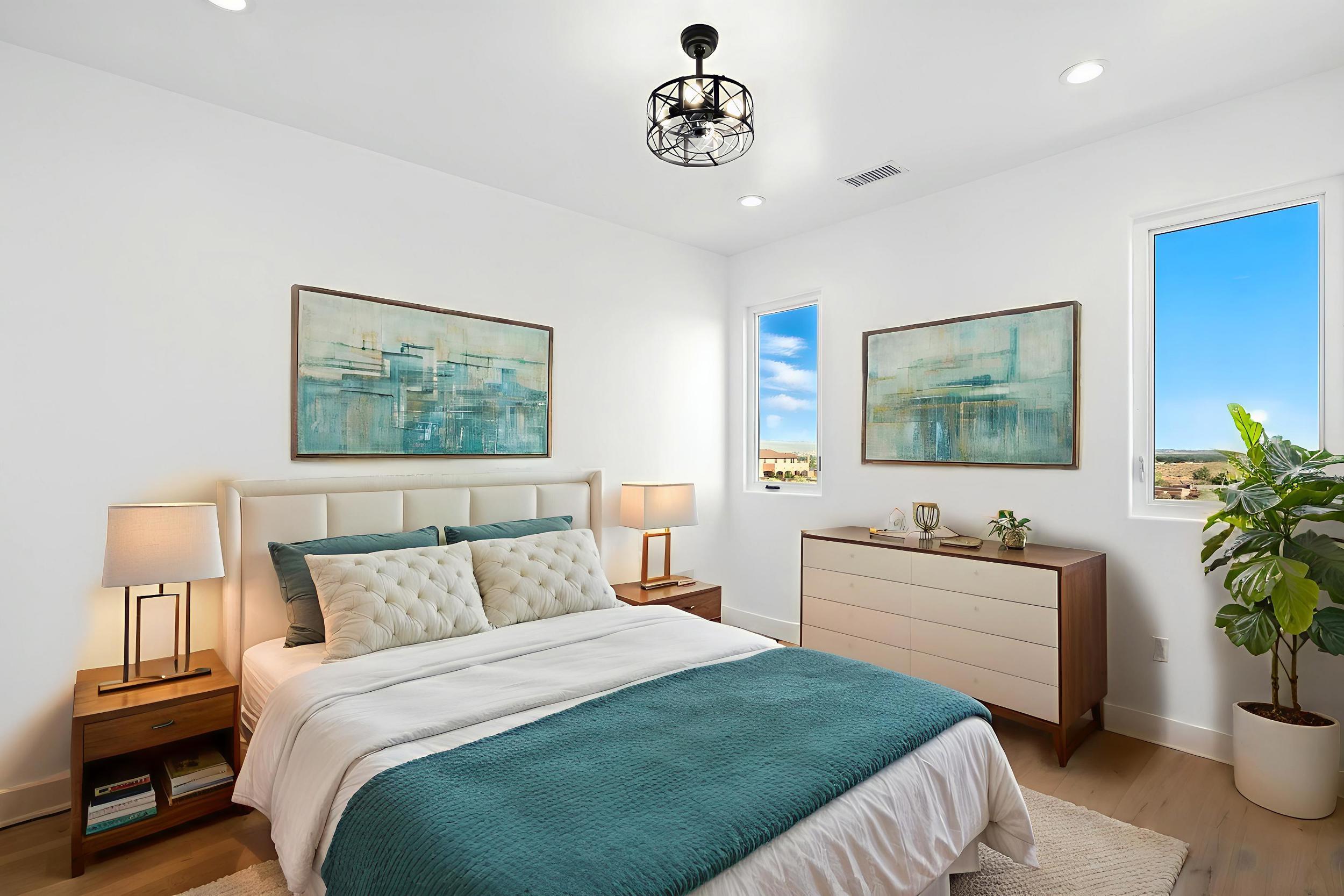 2012 Contreras Road NE