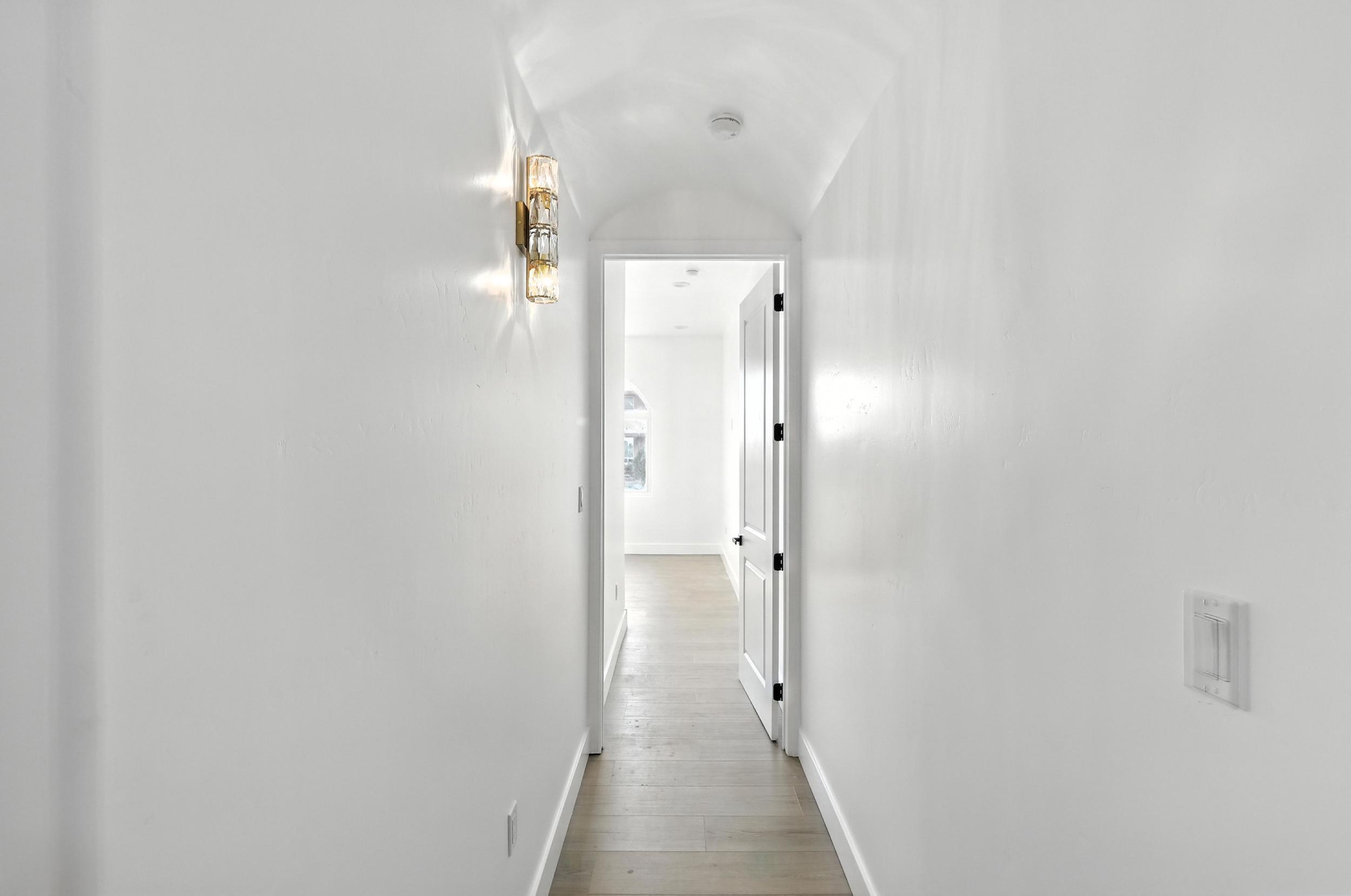 2012 Contreras Road NE