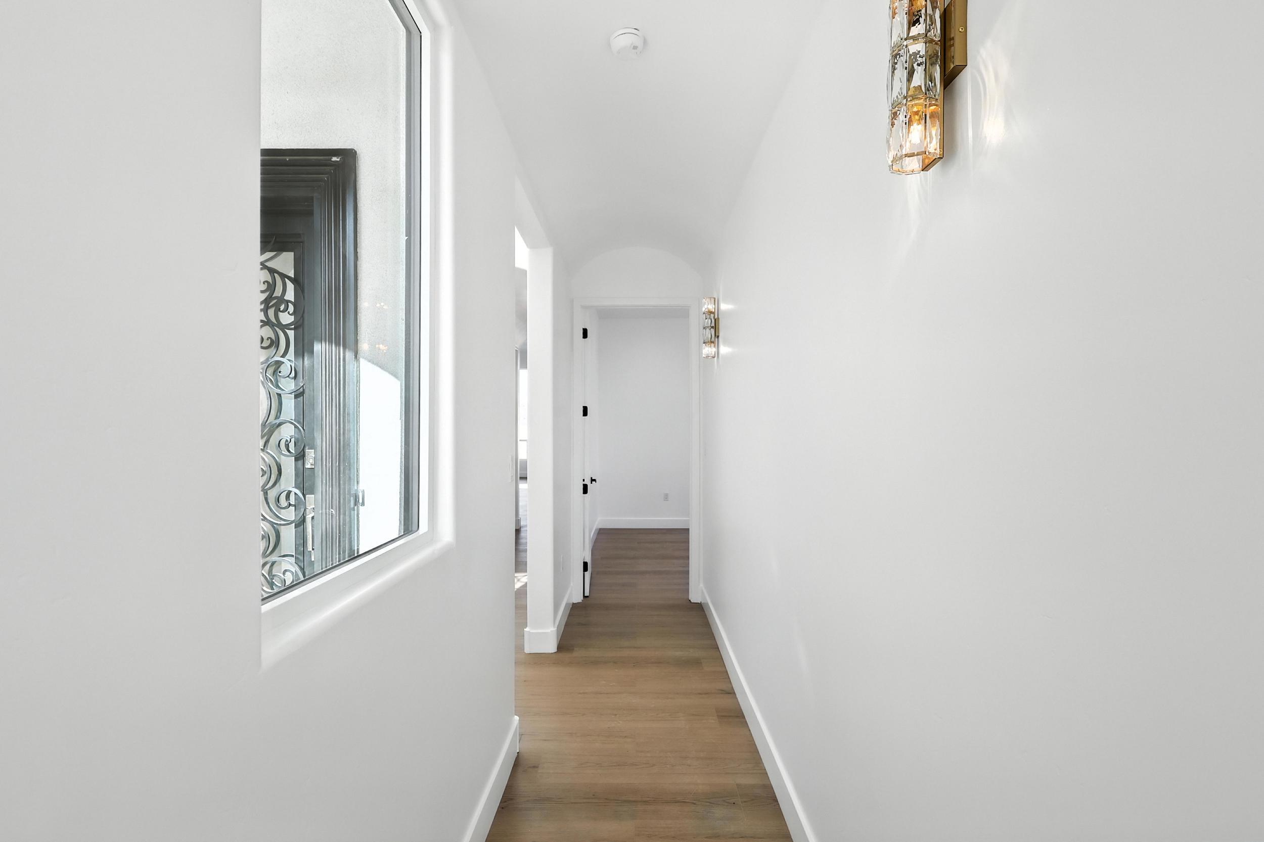 2012 Contreras Road NE