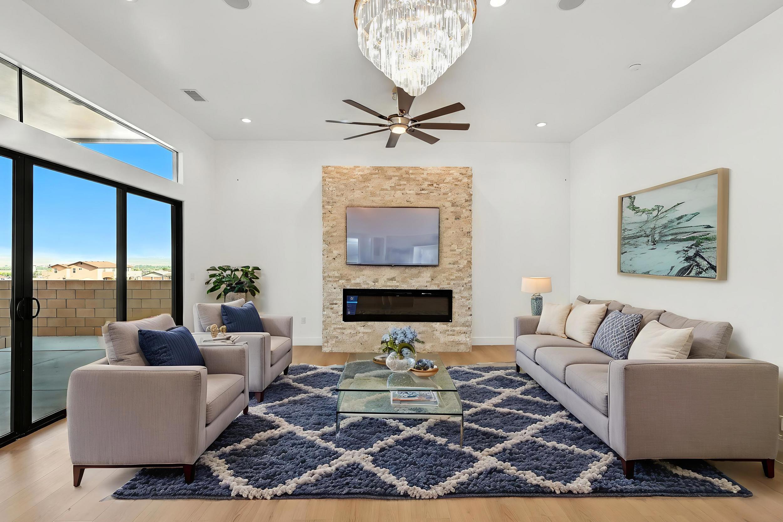 2012 Contreras Road NE