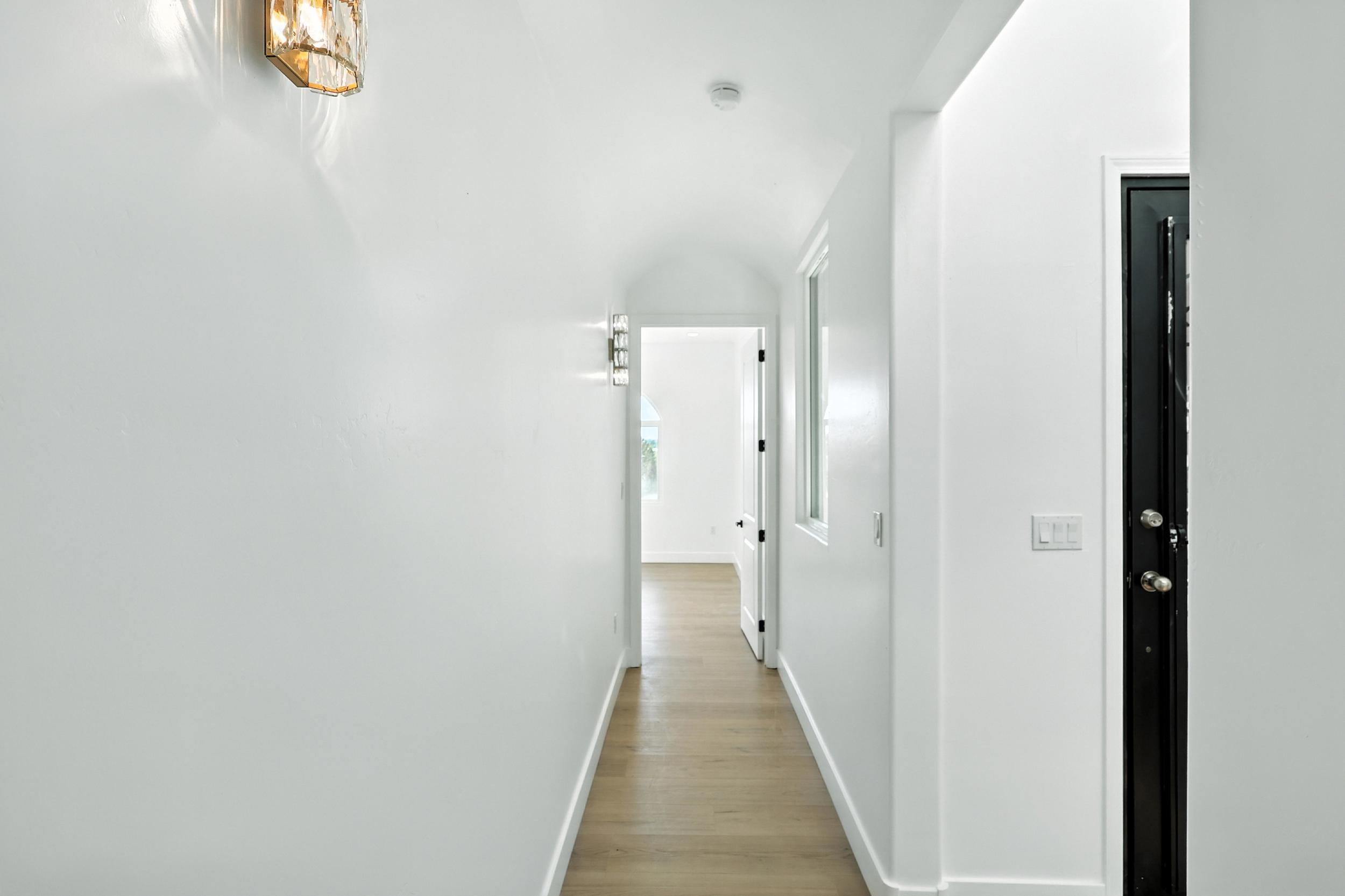 2012 Contreras Road NE