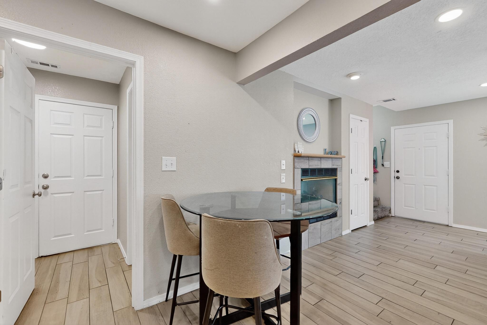 4801 IRVING Boulevard NW 2702