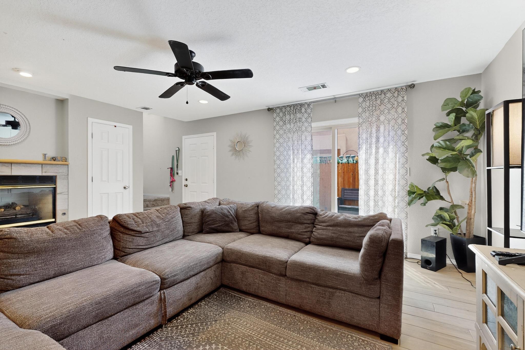 4801 IRVING Boulevard NW 2702