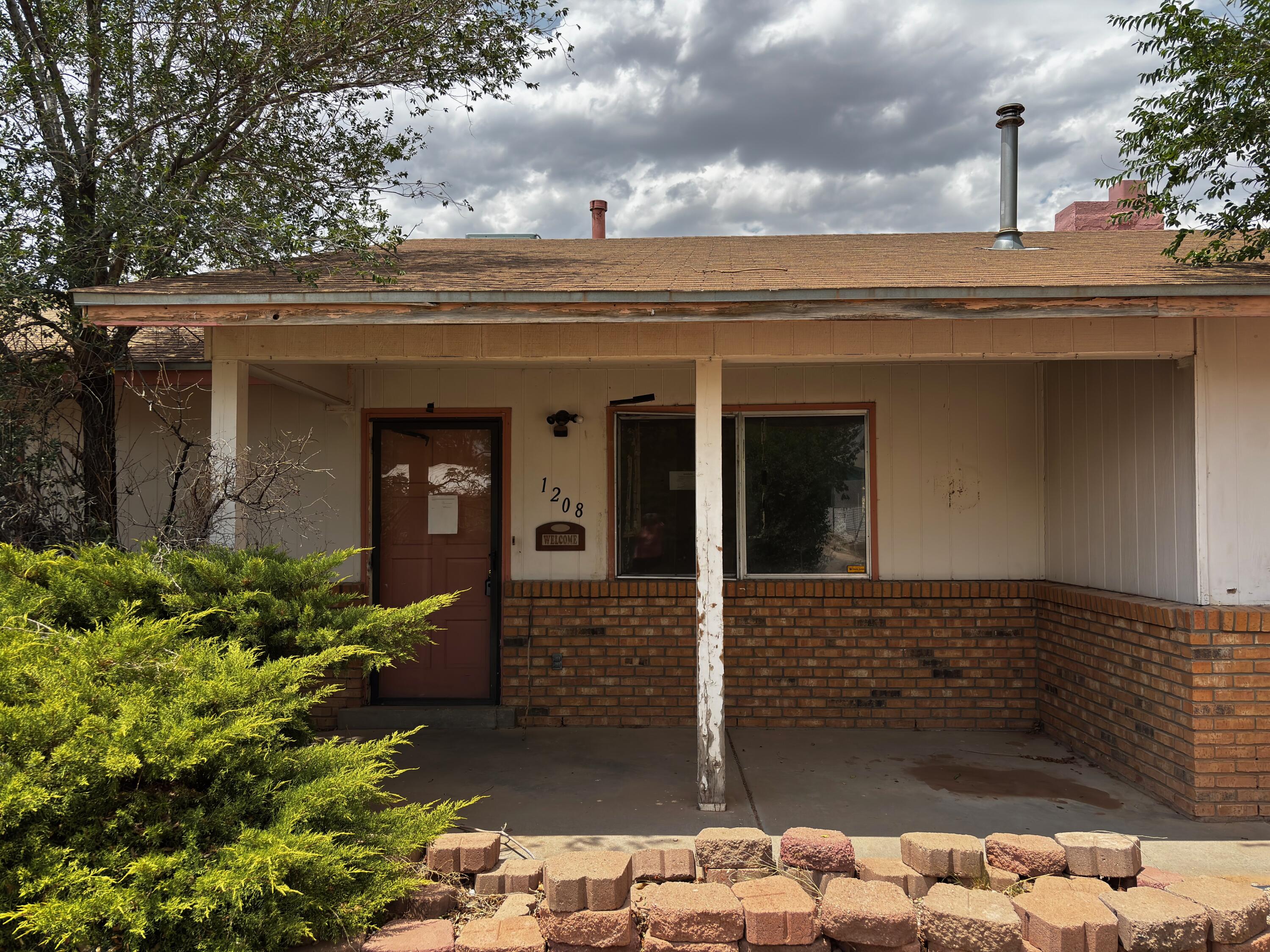1208 Franciscan Avenue