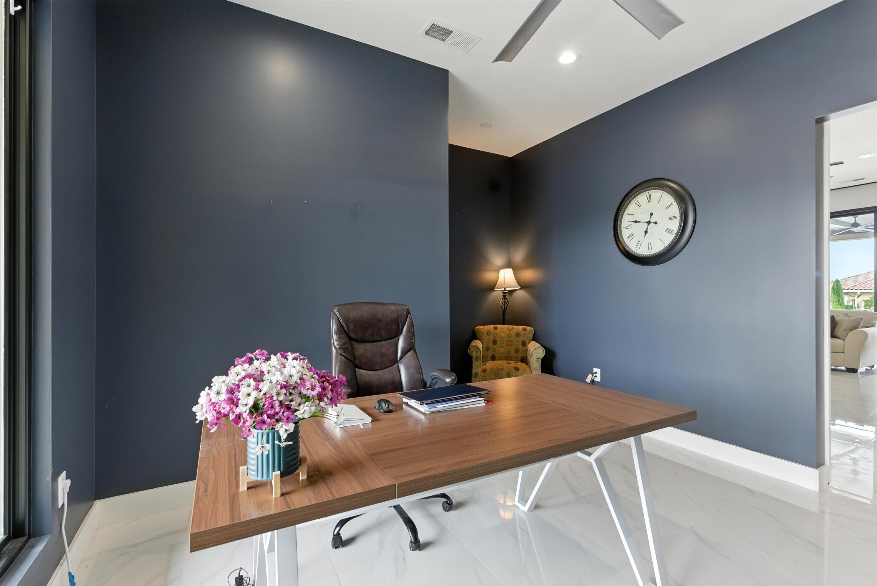 6412 PETIRROJO Road NW