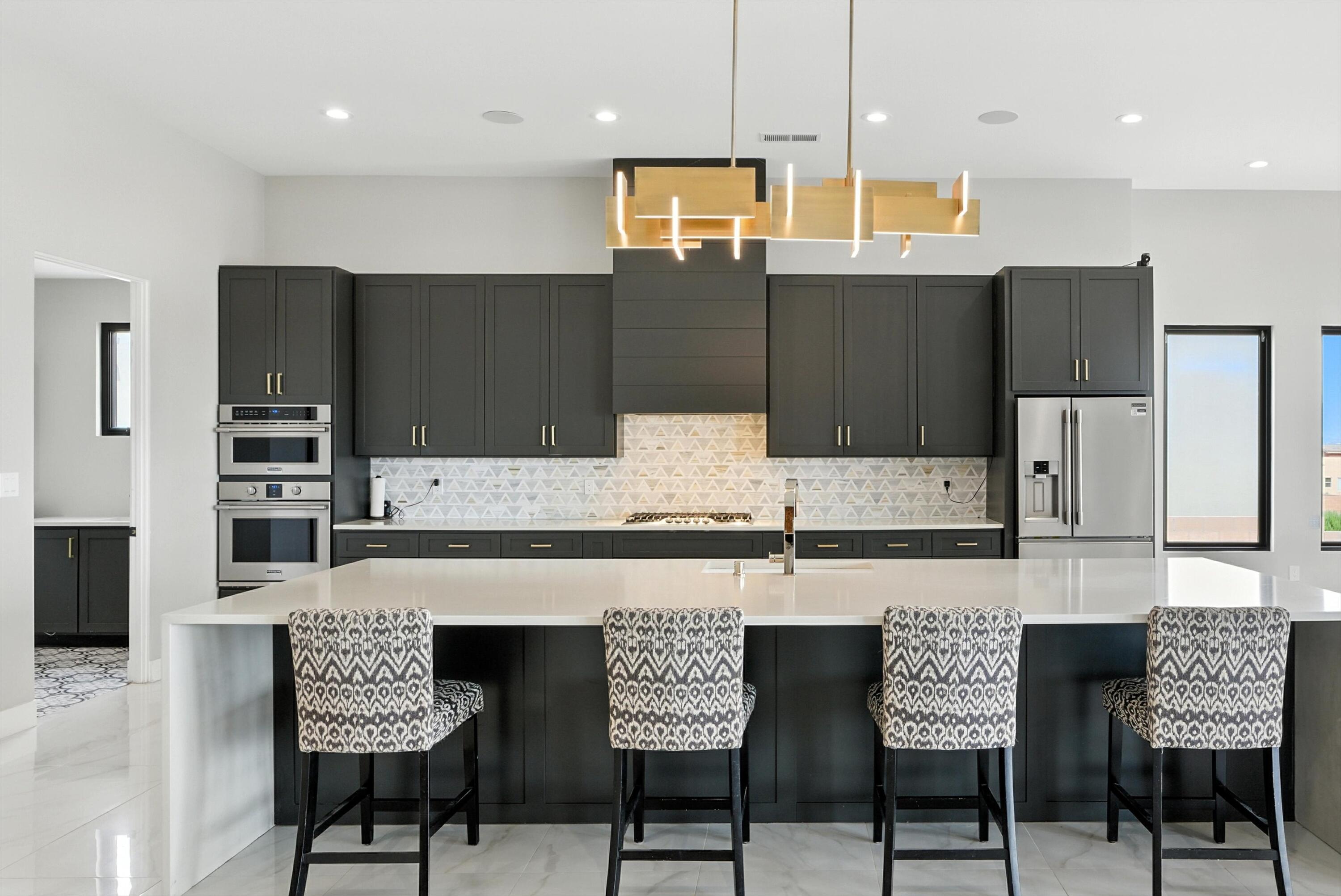 6412 PETIRROJO Road NW