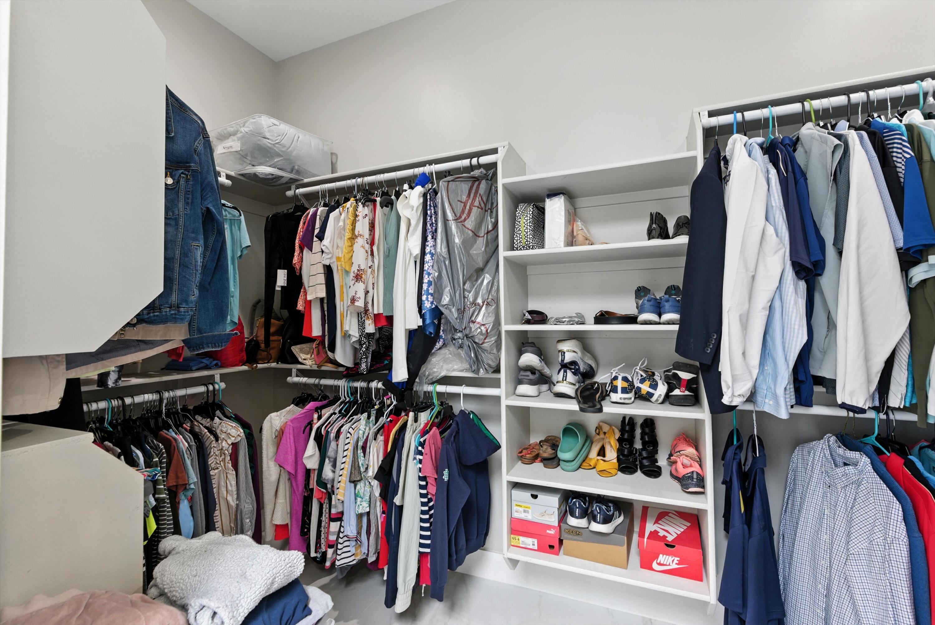 6412 PETIRROJO Road NW