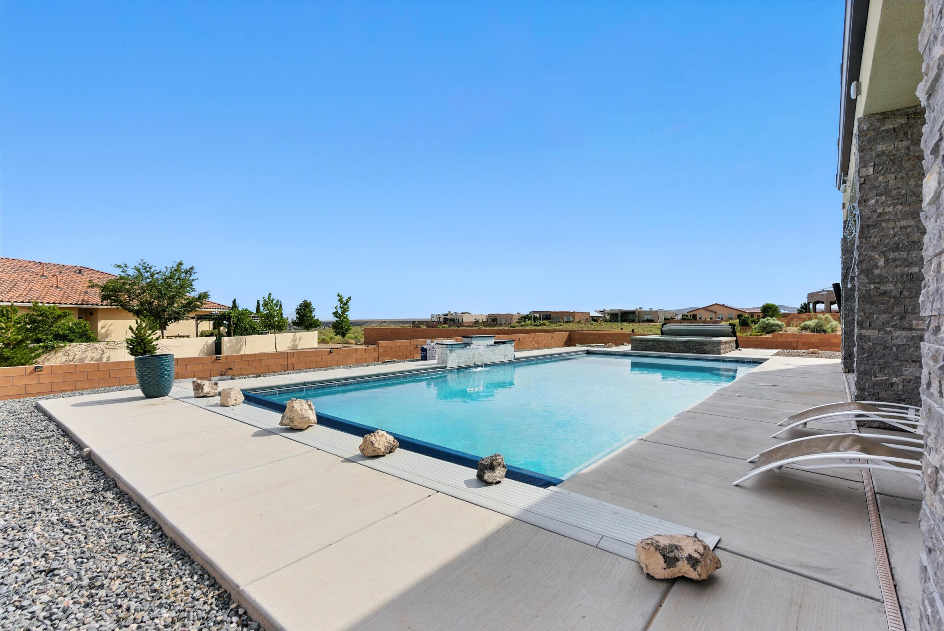 6412 PETIRROJO Road NW