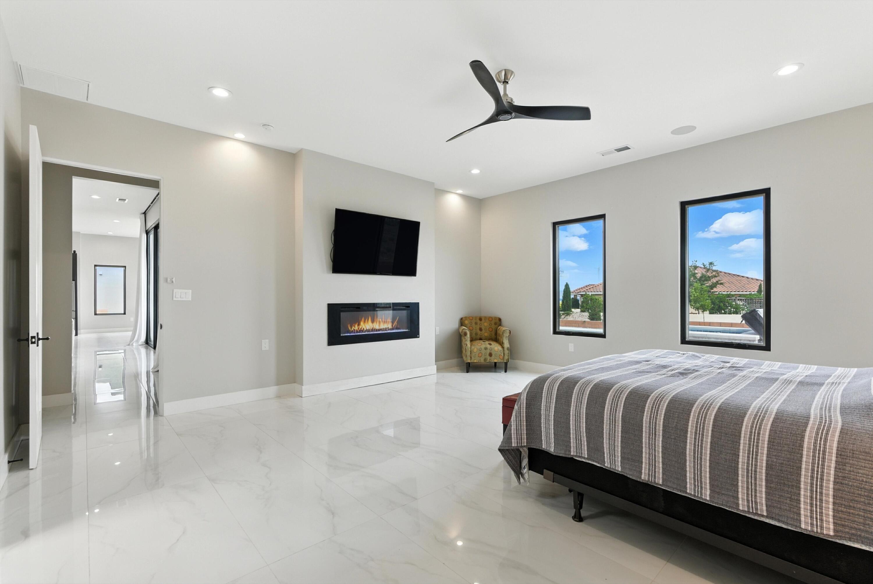 6412 PETIRROJO Road NW