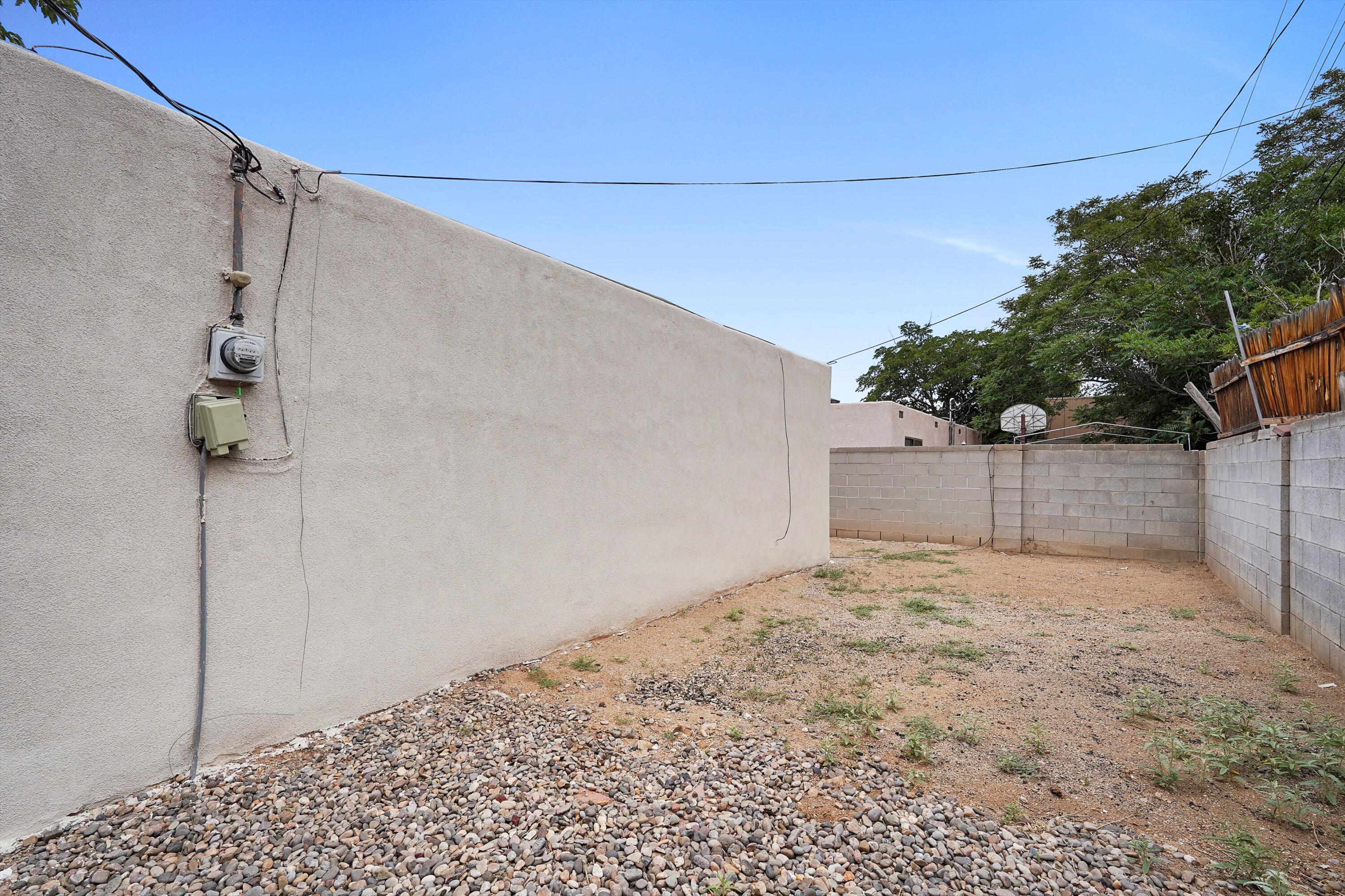1804 KIRBY Court NE