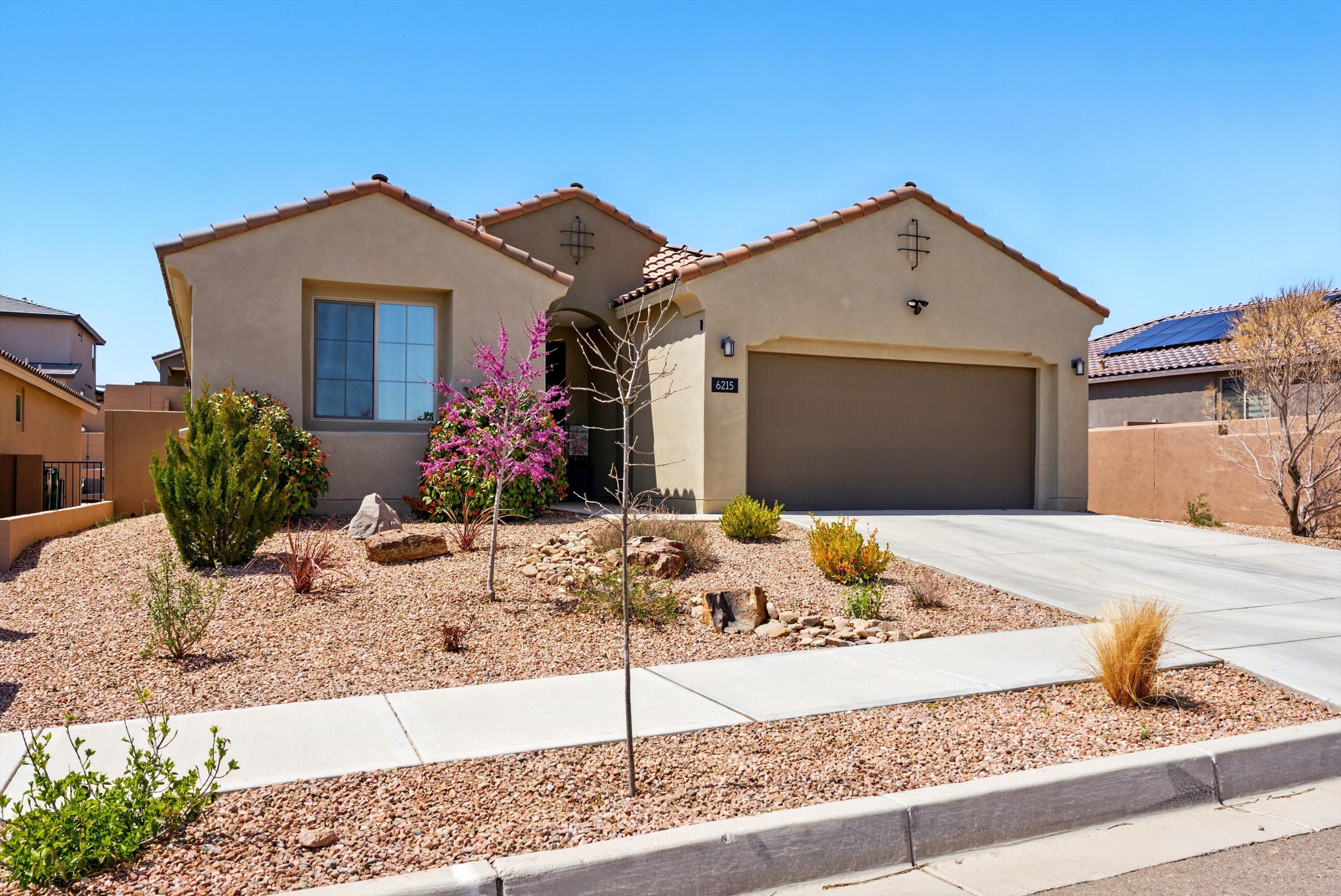 6215 BRYCE CANYON Lane NE