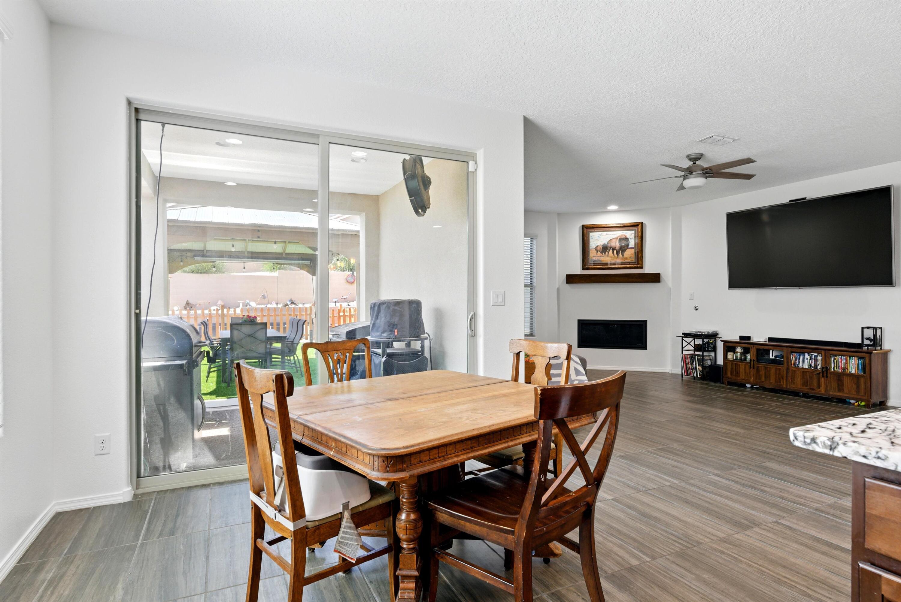 6215 BRYCE CANYON Lane NE