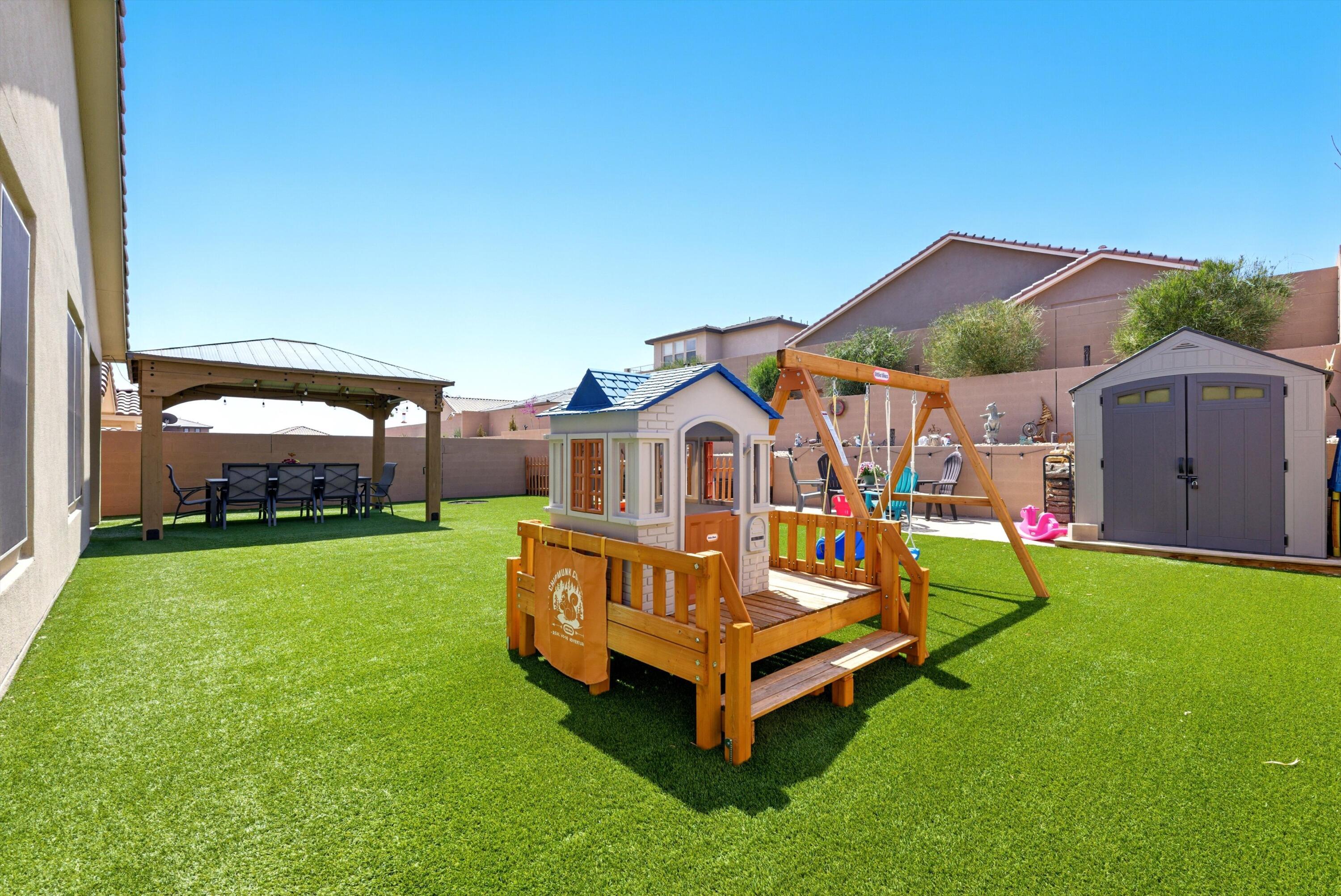 6215 BRYCE CANYON Lane NE