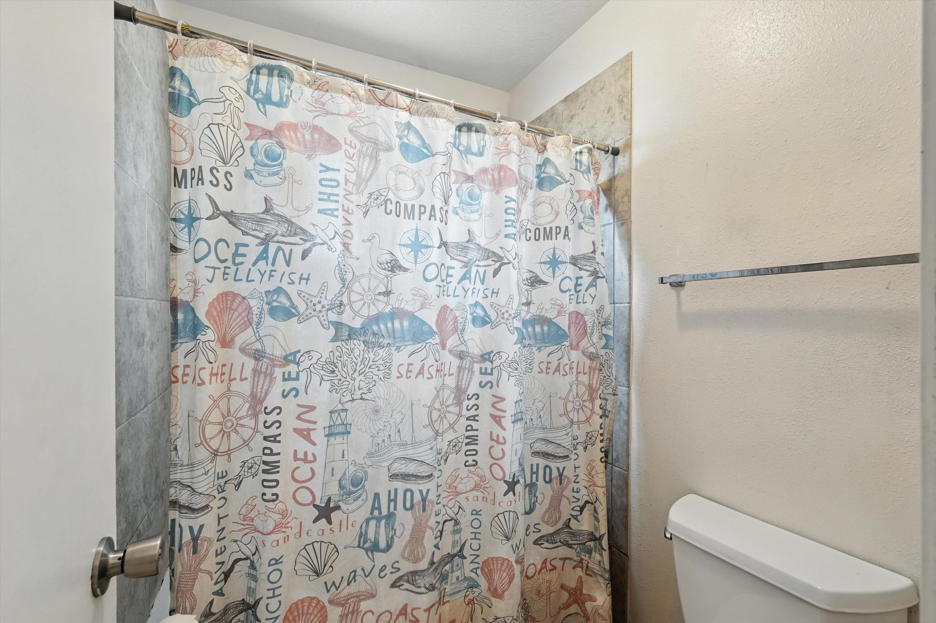 12412 ROSEMONT Avenue NE