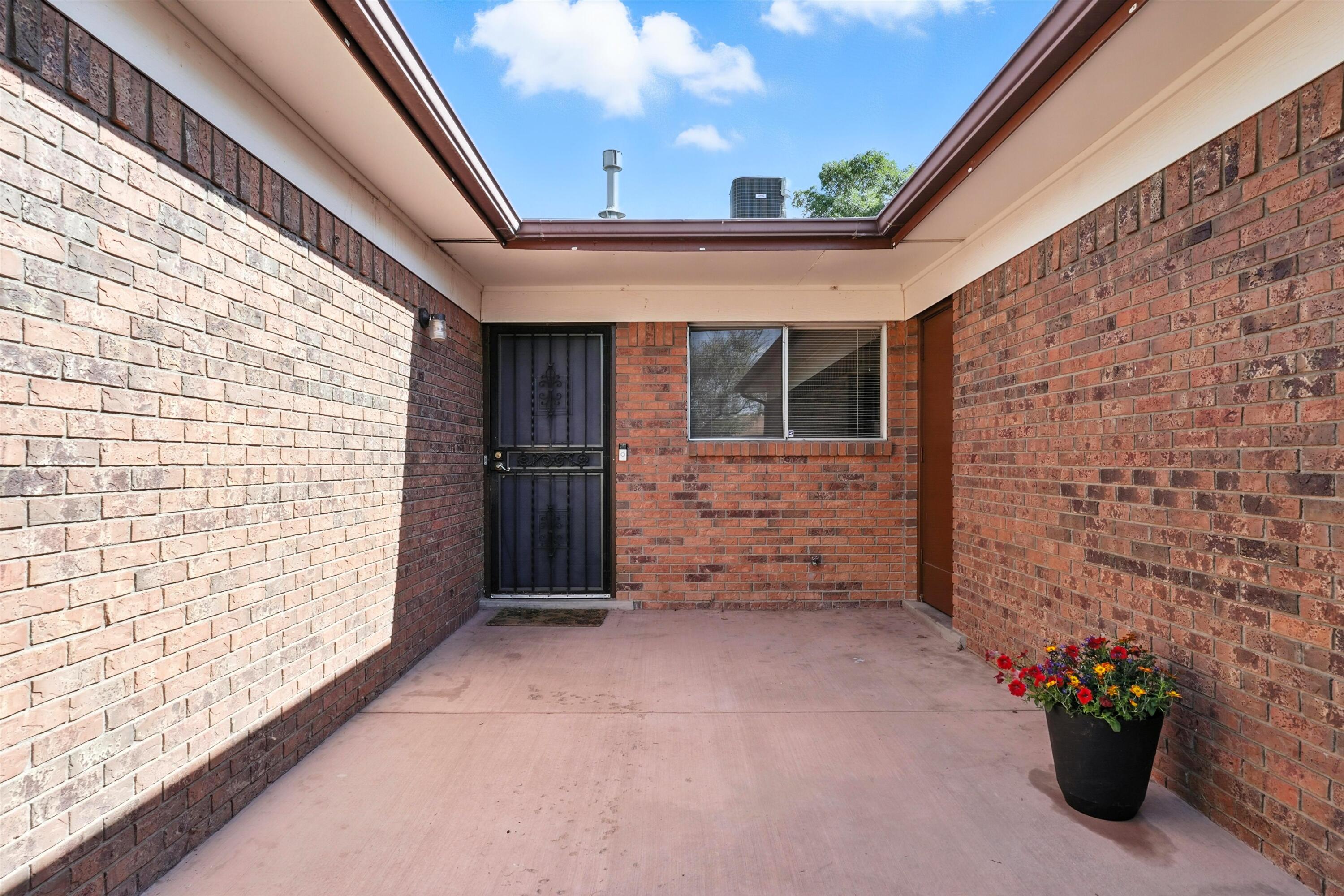 12412 ROSEMONT Avenue NE