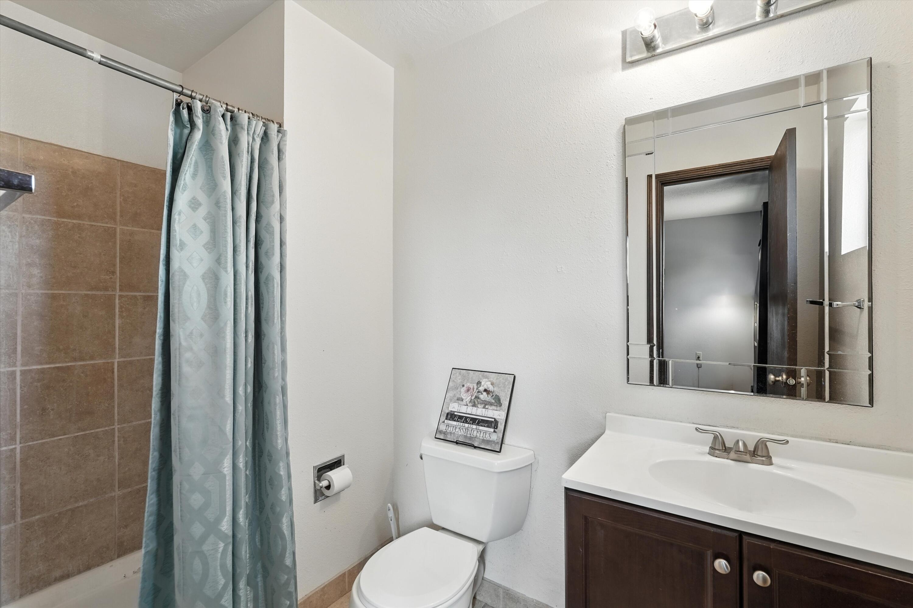 12412 ROSEMONT Avenue NE