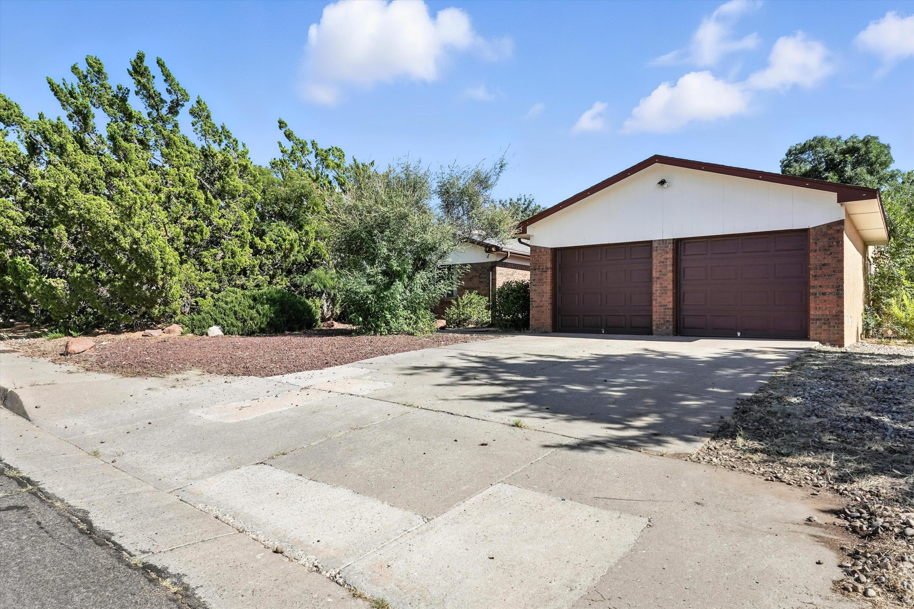 12412 ROSEMONT Avenue NE