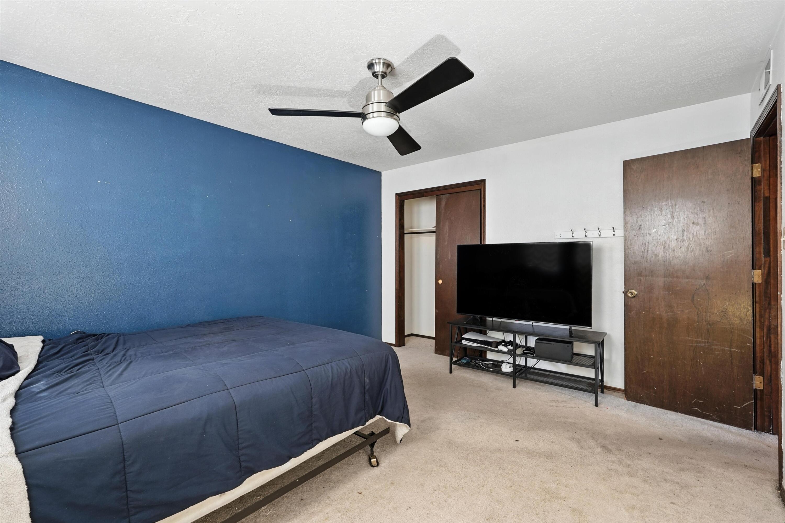 12412 ROSEMONT Avenue NE