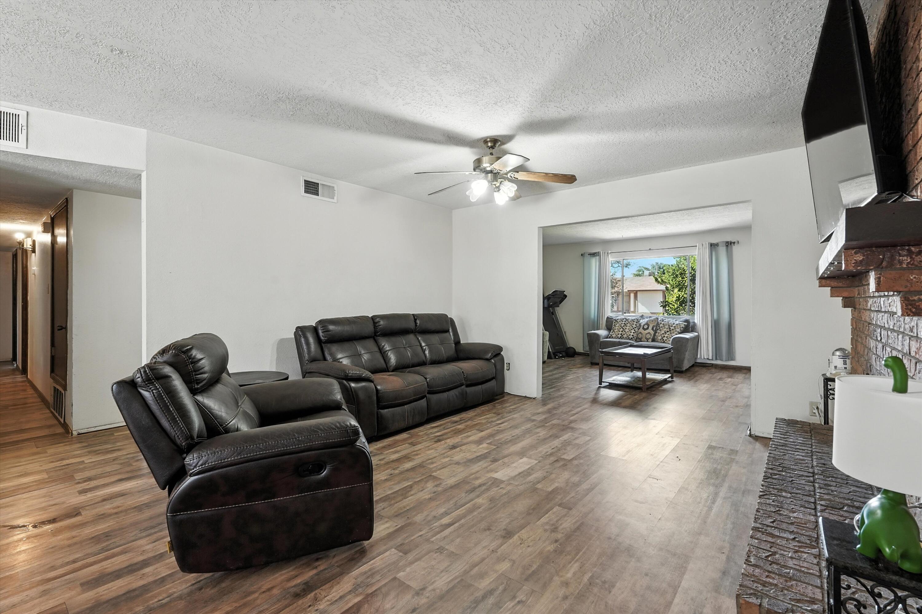 12412 ROSEMONT Avenue NE