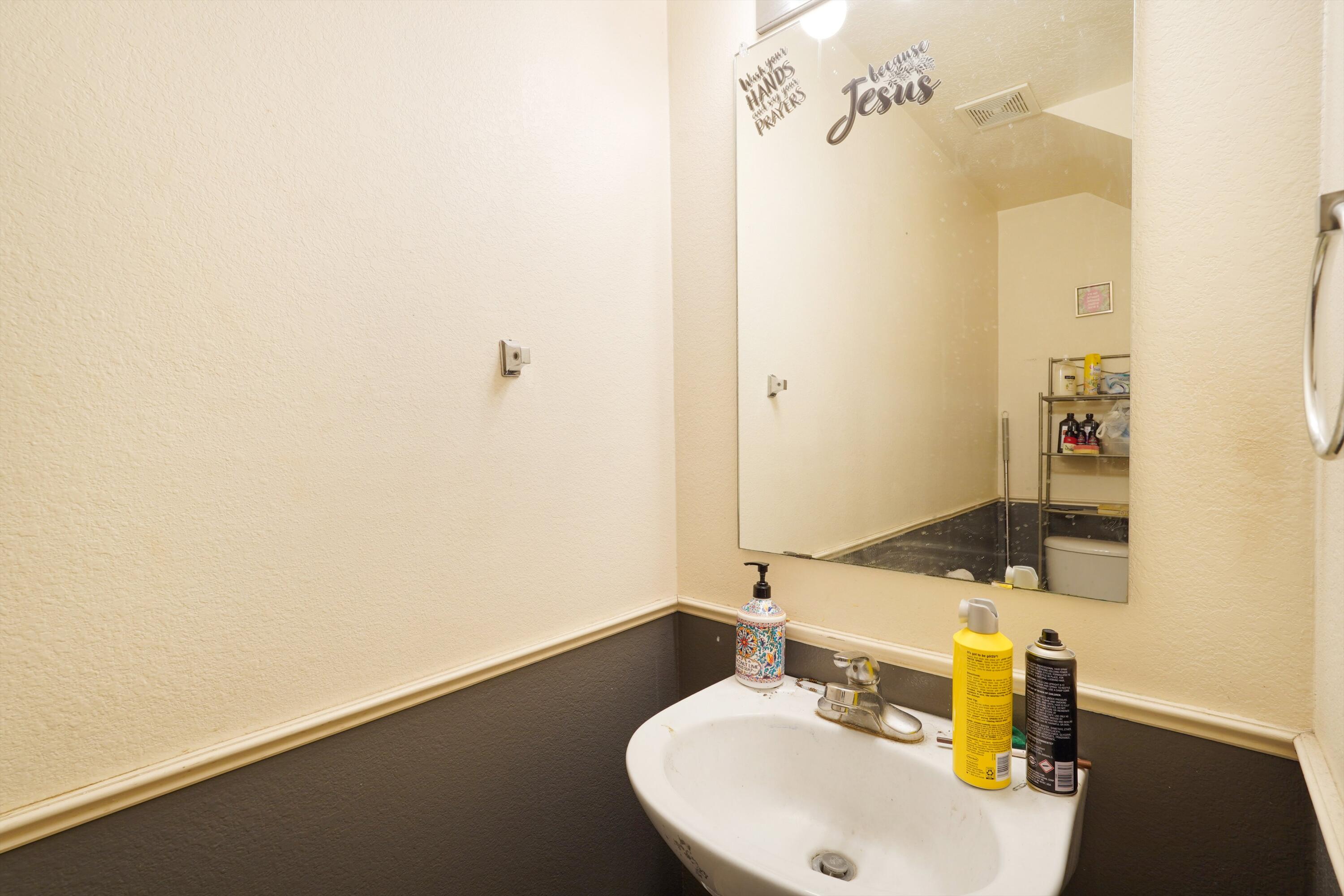 527 WHISPER MESA Street SW