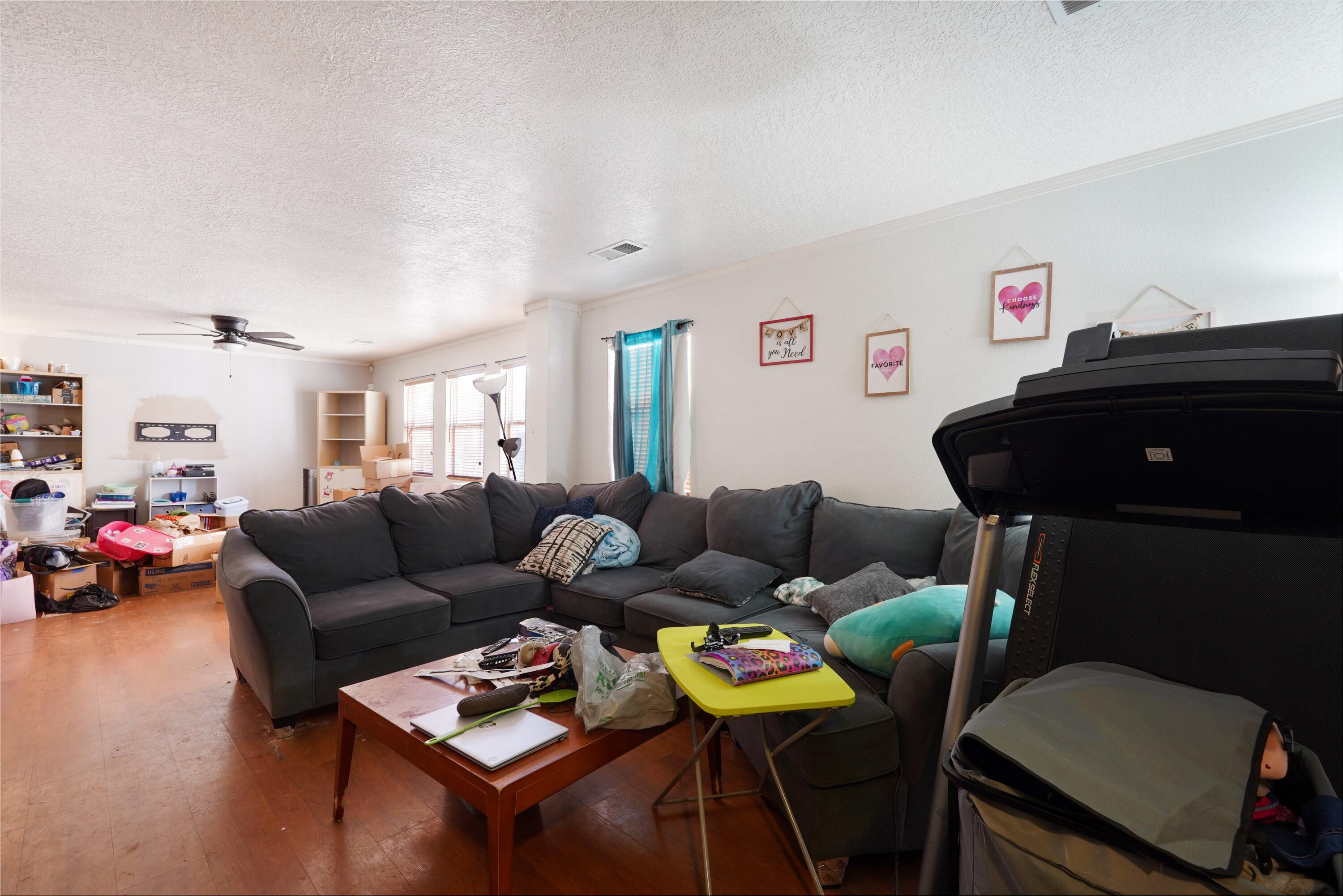 527 WHISPER MESA Street SW