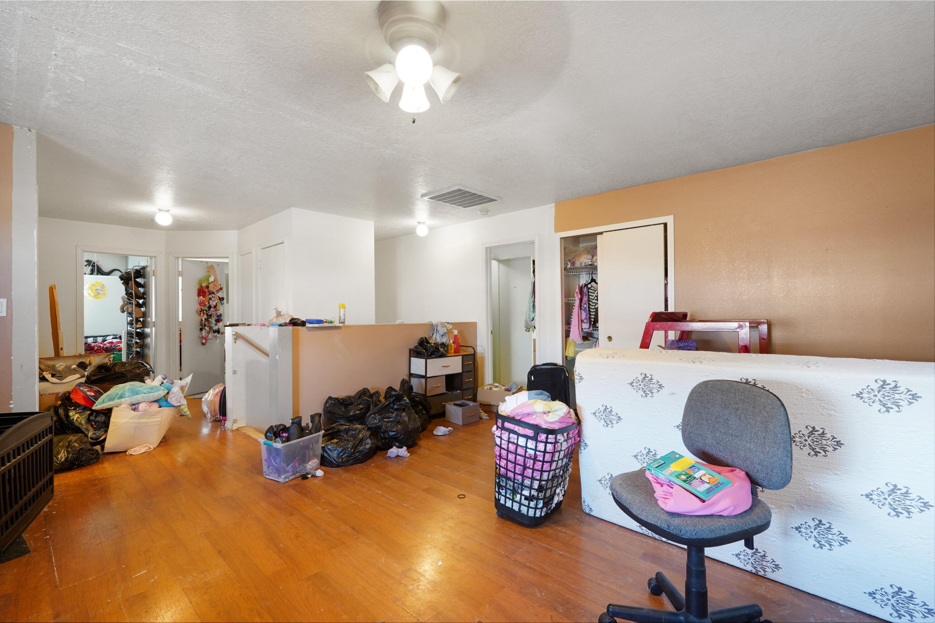 527 WHISPER MESA Street SW