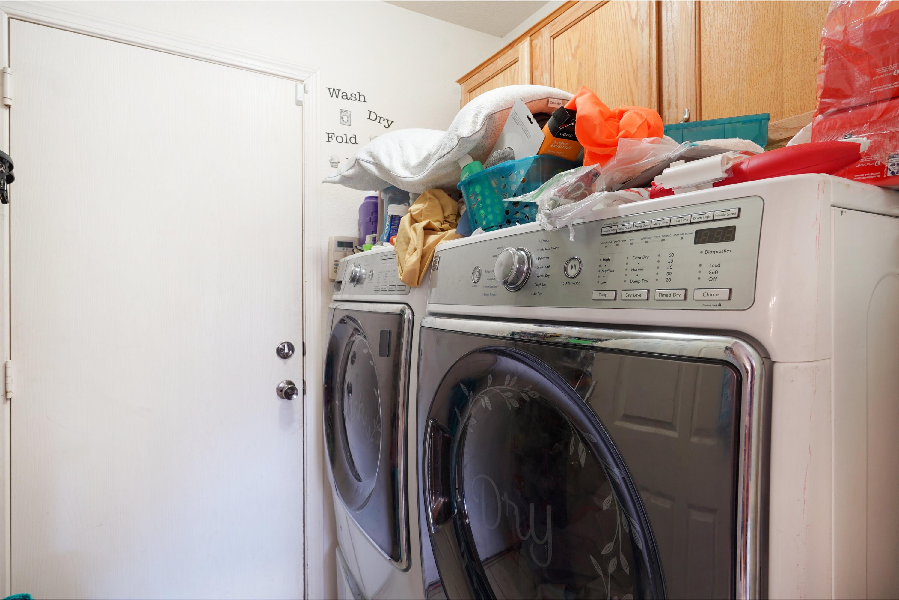 527 WHISPER MESA Street SW