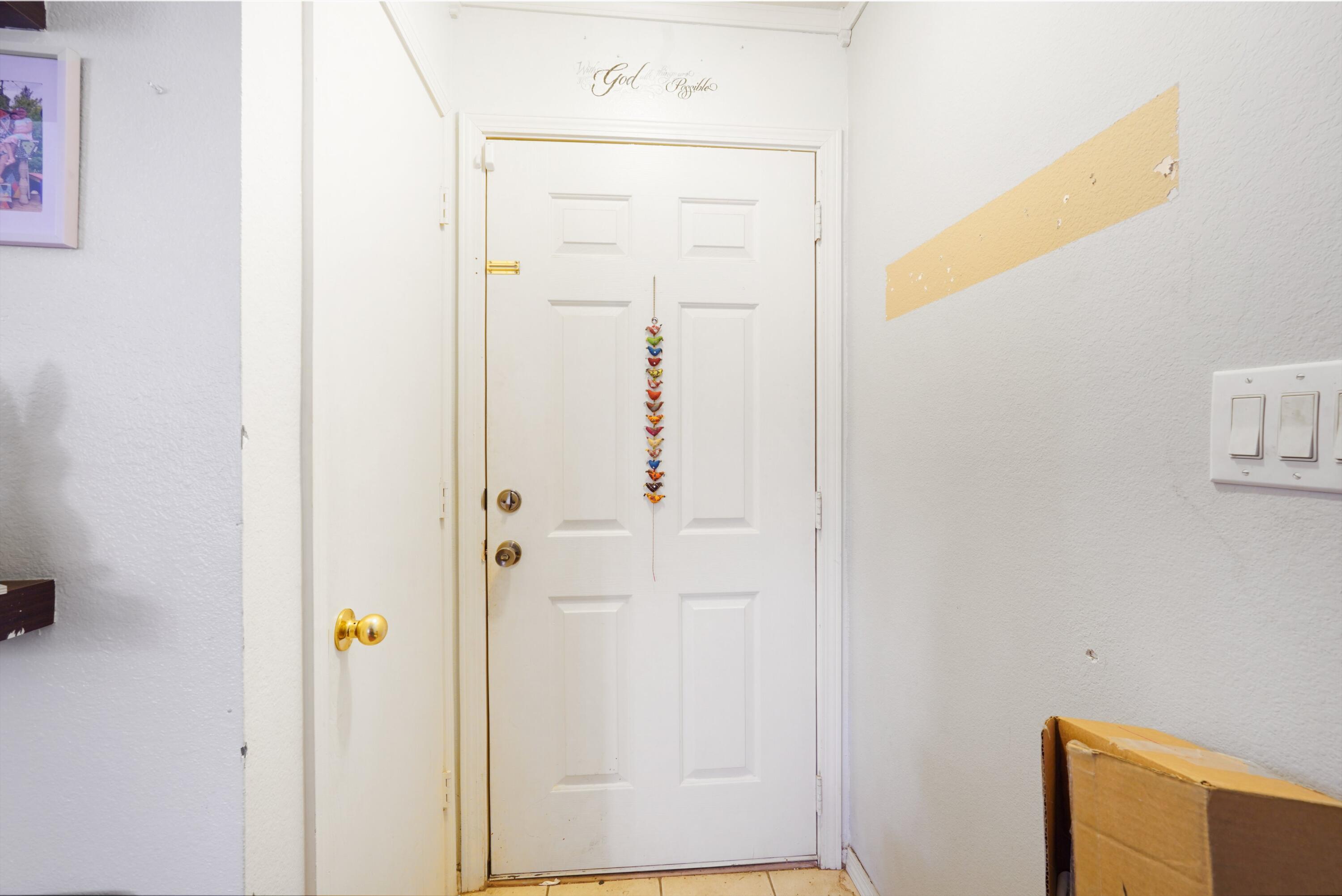 527 WHISPER MESA Street SW